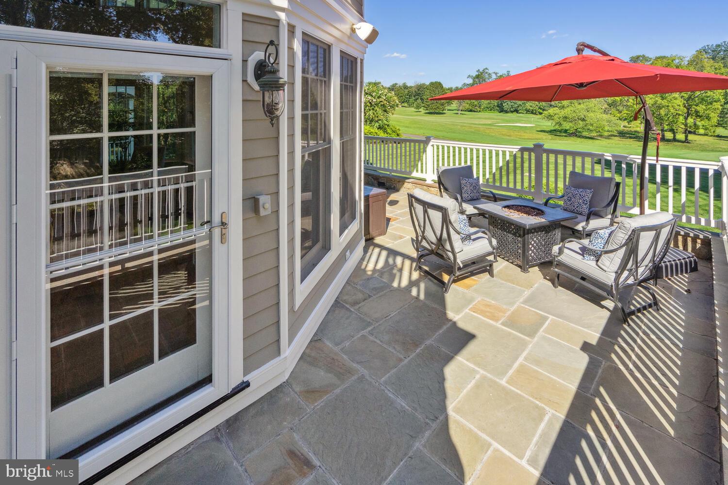 MANOR PARK - Residential