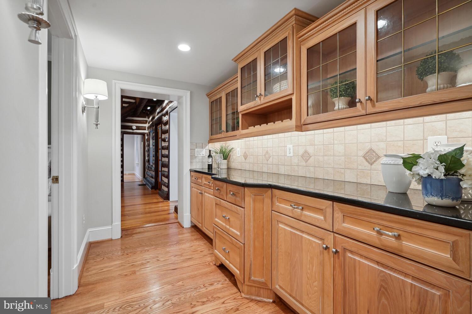 MANOR PARK - Residential