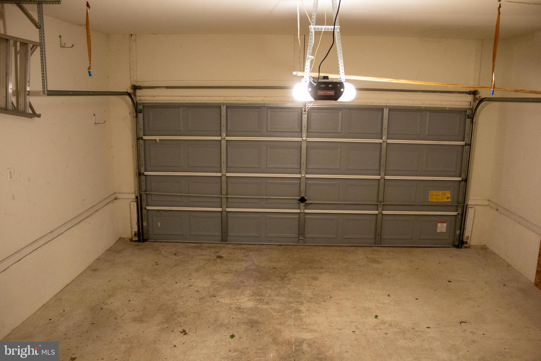 GOVERNORS GRANT - Residential Lease