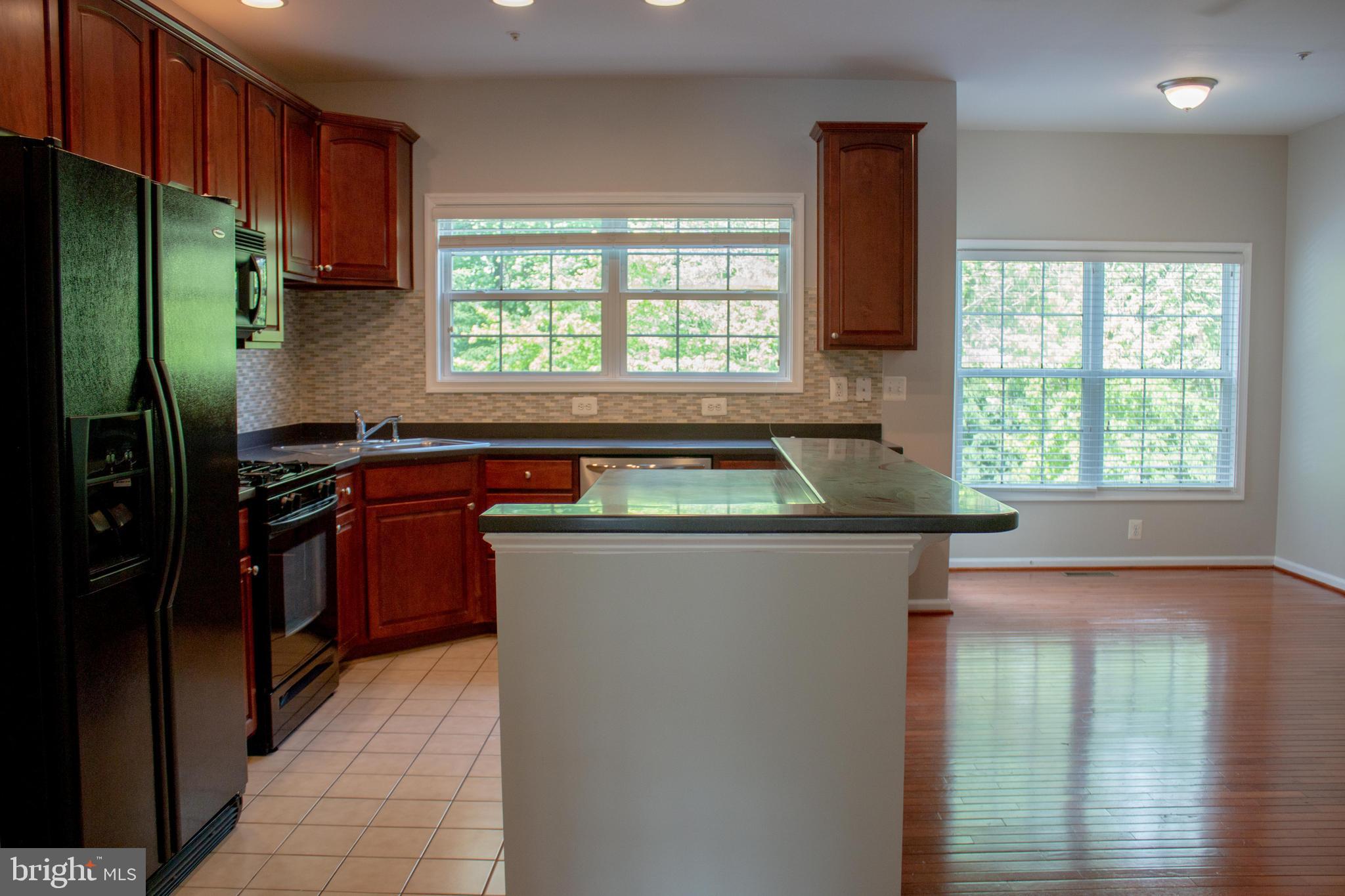 GOVERNORS GRANT - Residential Lease