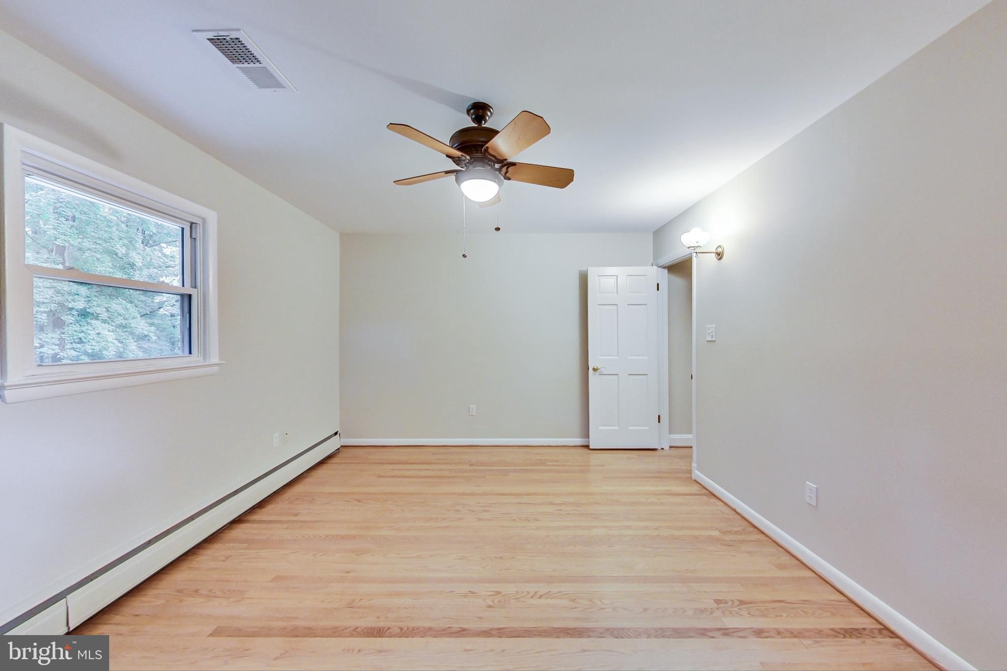 MAYDALE - Residential Lease