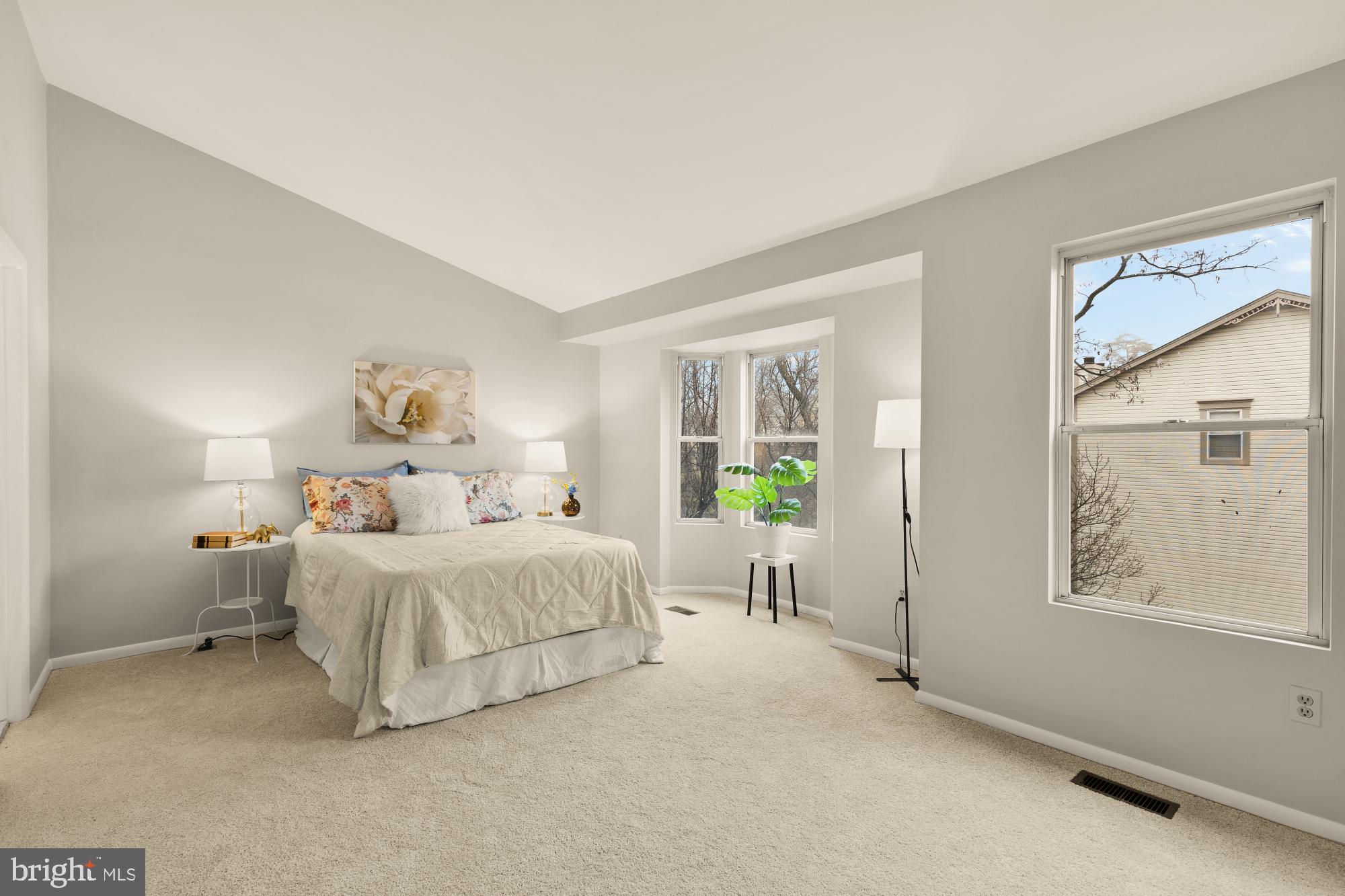 WHEATON VIEW - Residential