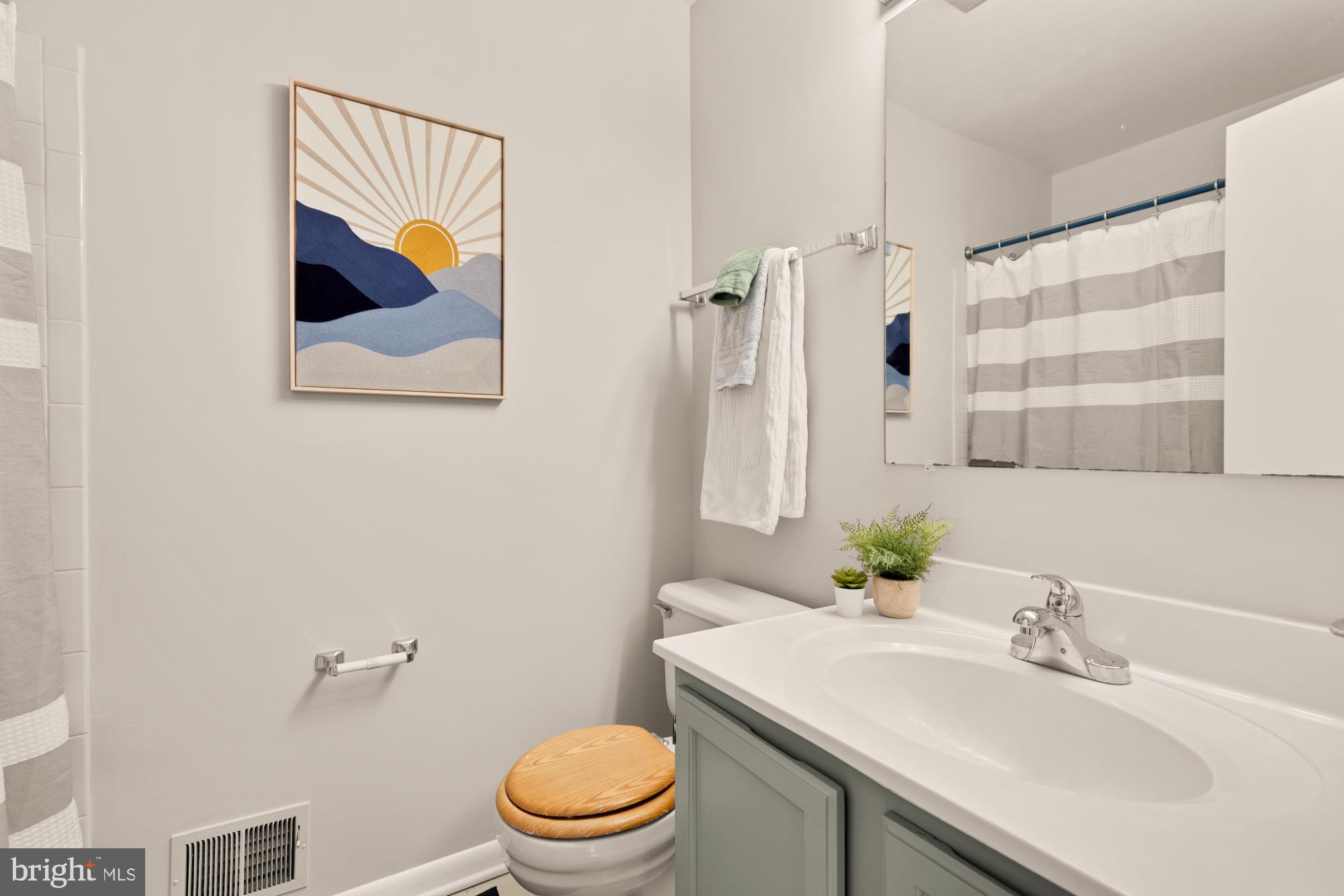 WHEATON VIEW - Residential