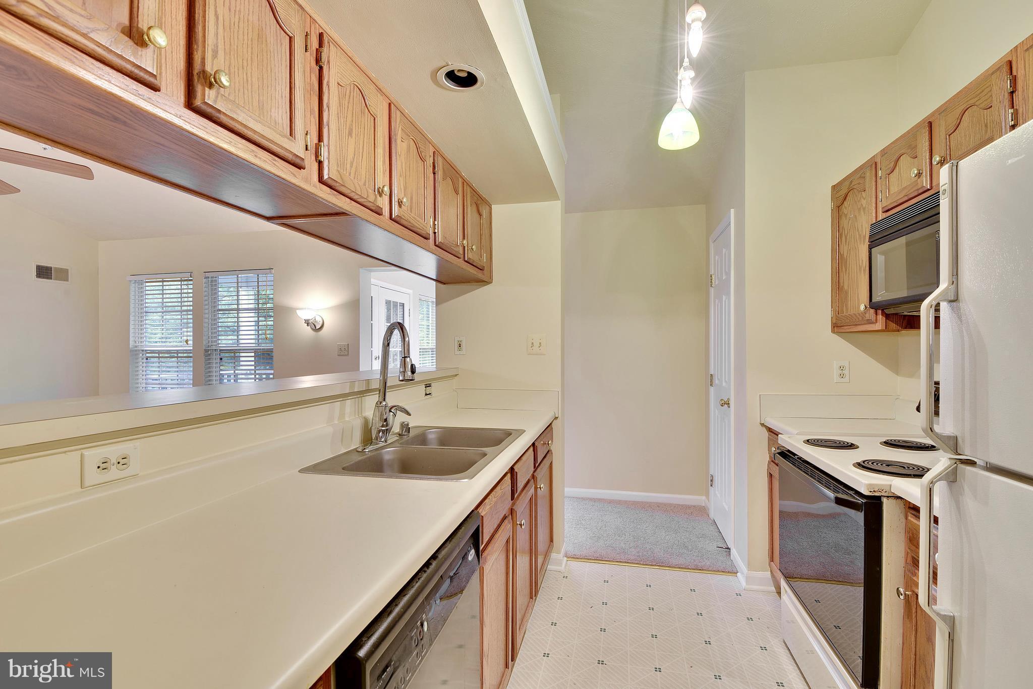 DEEP CREEK COMMONS - Residential