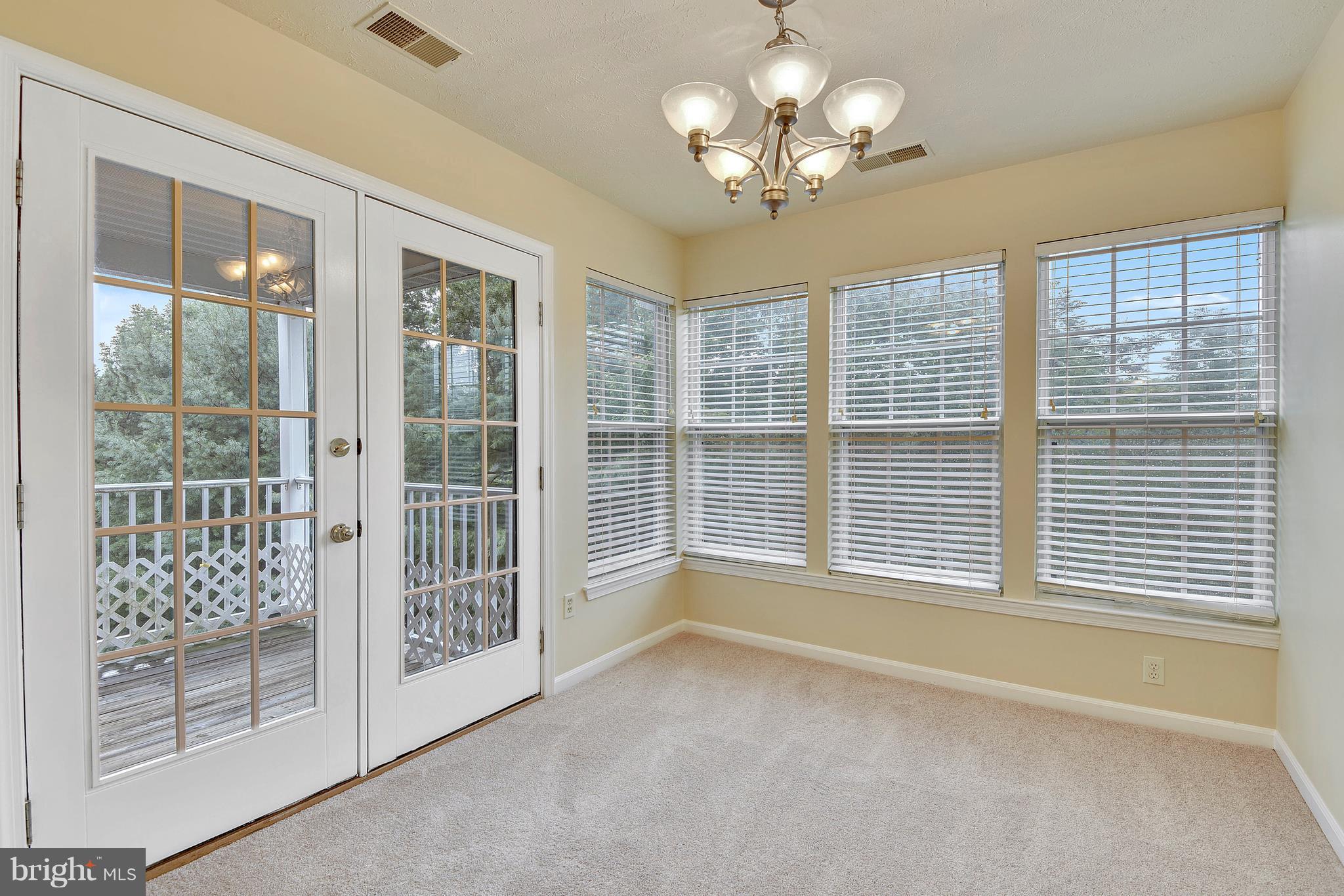 DEEP CREEK COMMONS - Residential