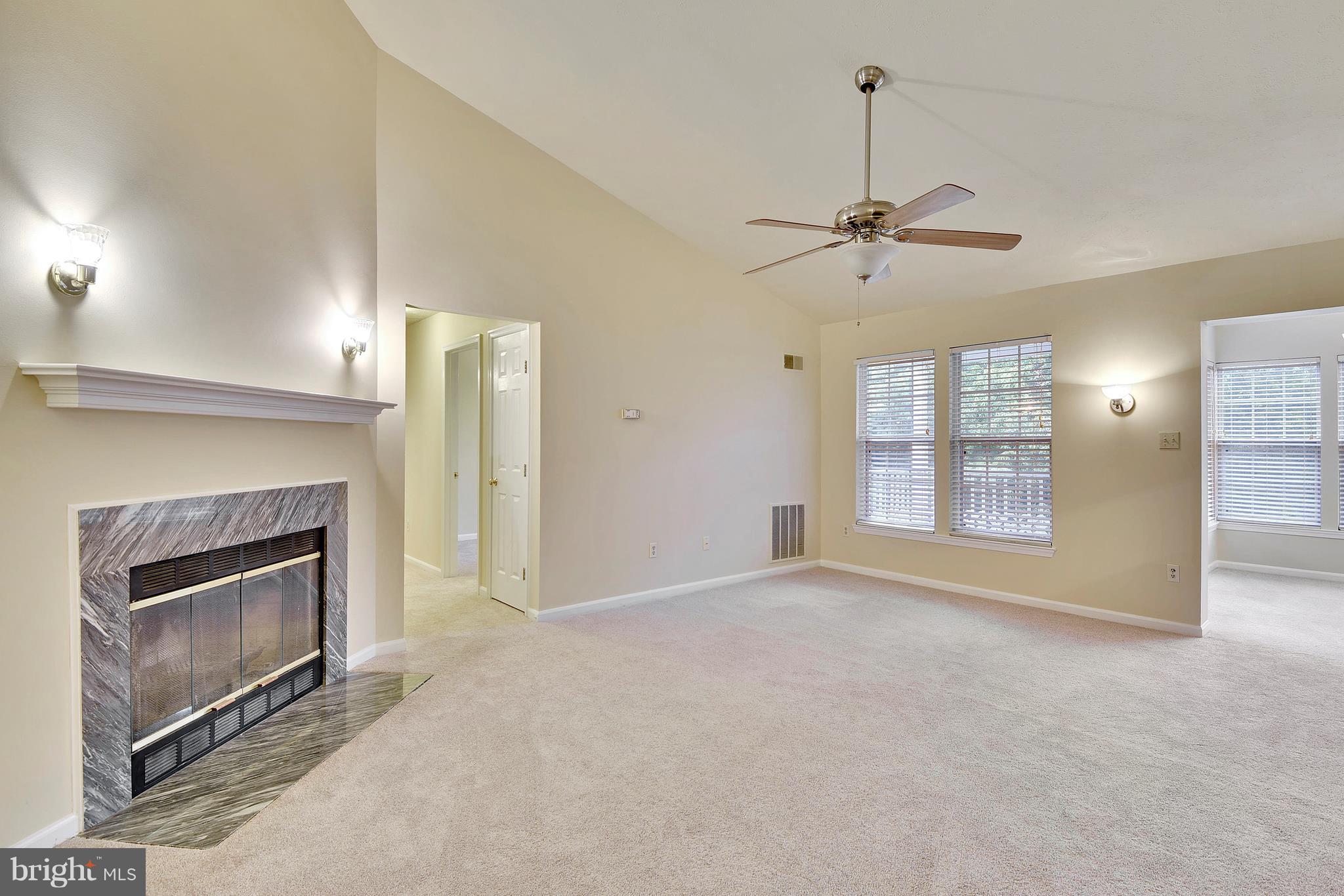 DEEP CREEK COMMONS - Residential