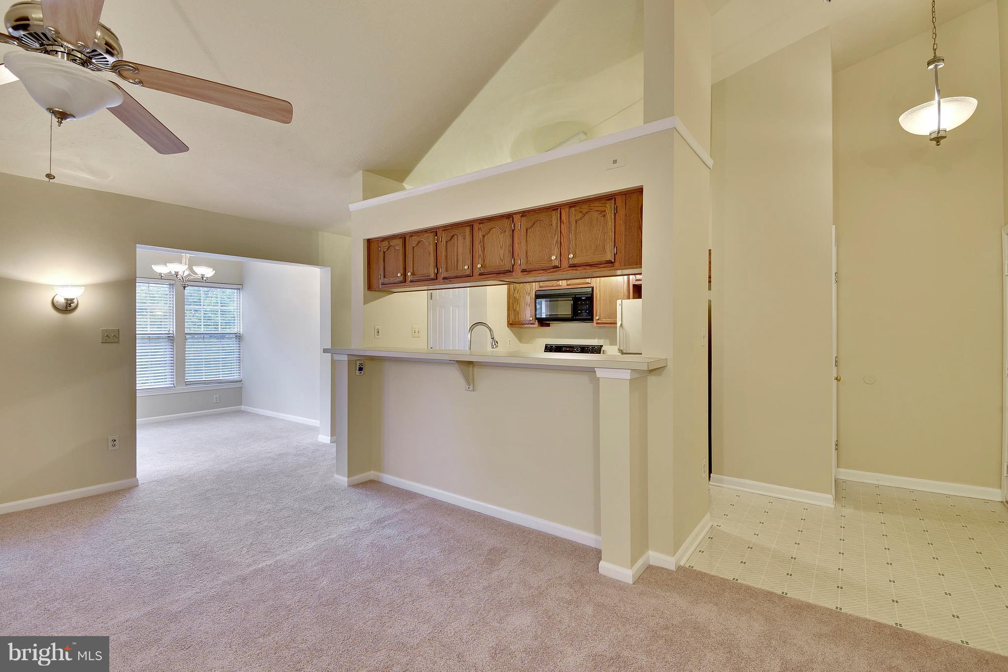 DEEP CREEK COMMONS - Residential