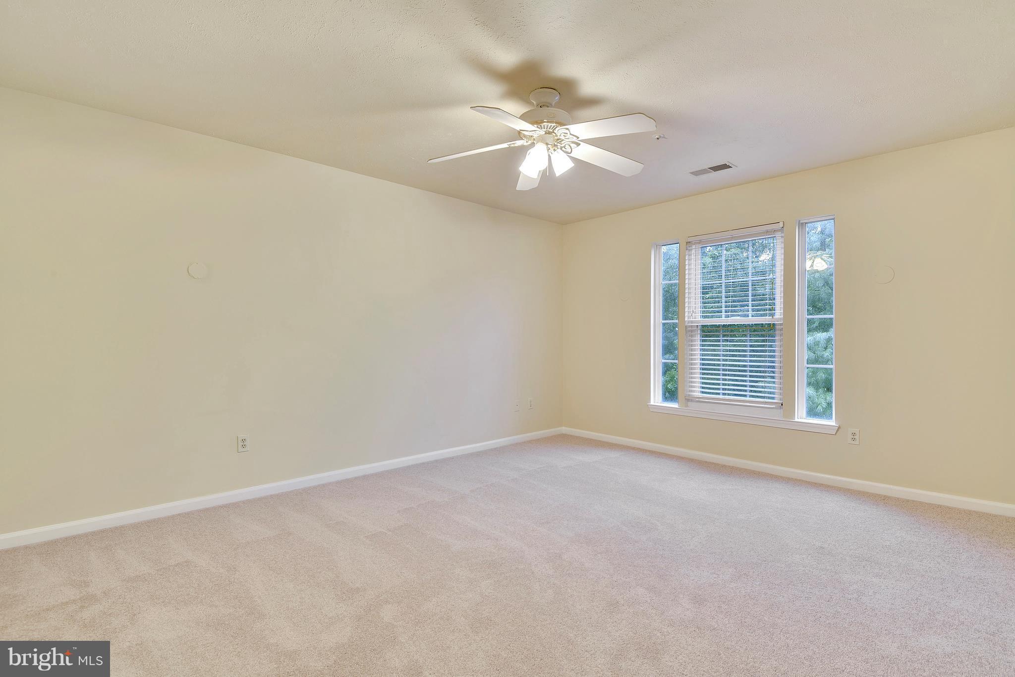 DEEP CREEK COMMONS - Residential