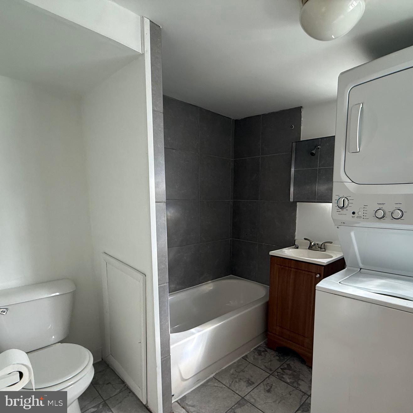 PORT RICHMOND - Residential