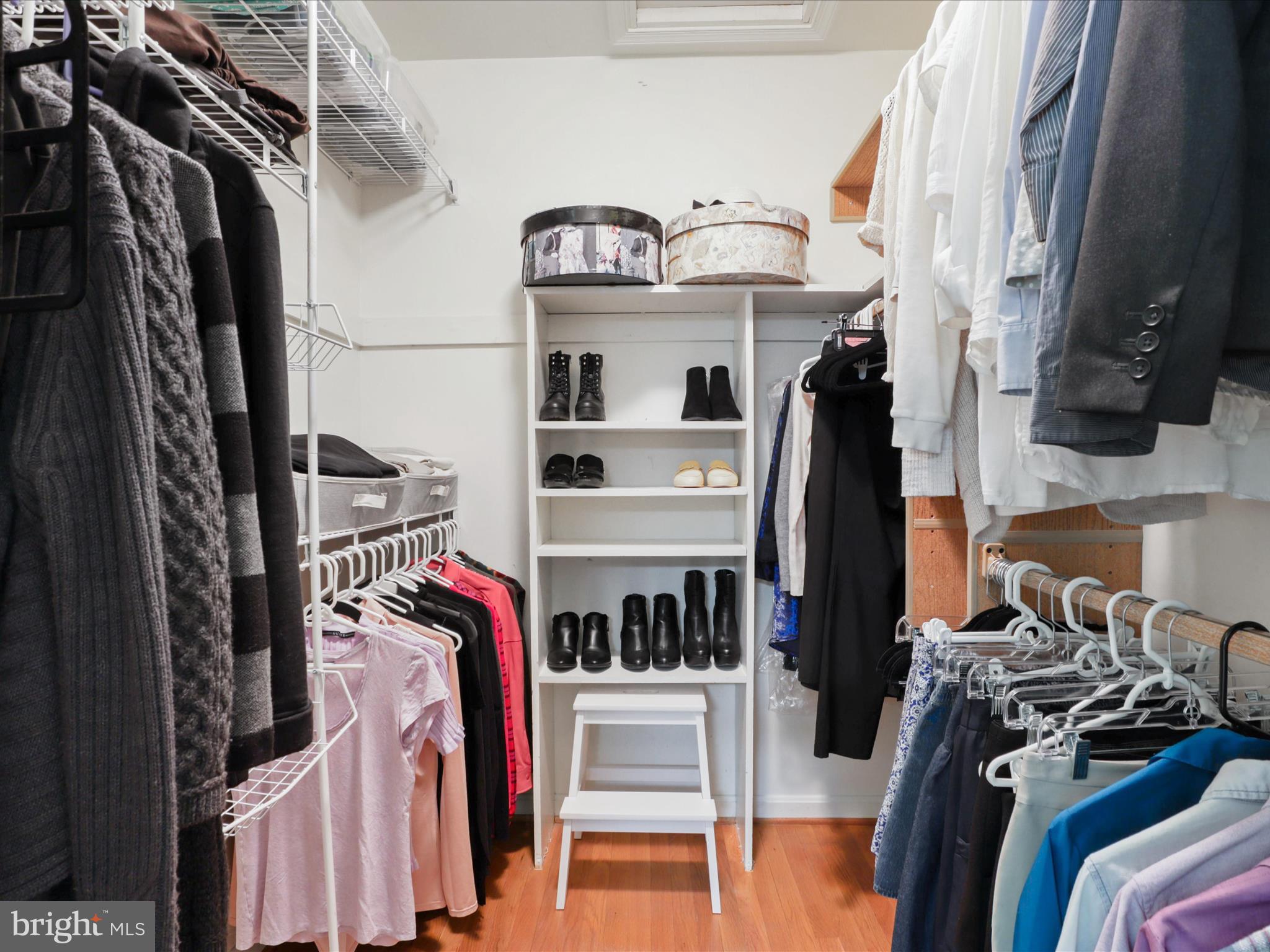 LAKE FAIRFAX ESTATES - Residential