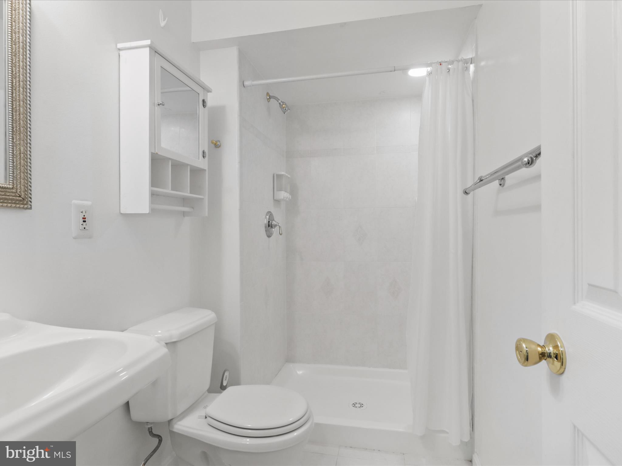 LAKE FAIRFAX ESTATES - Residential