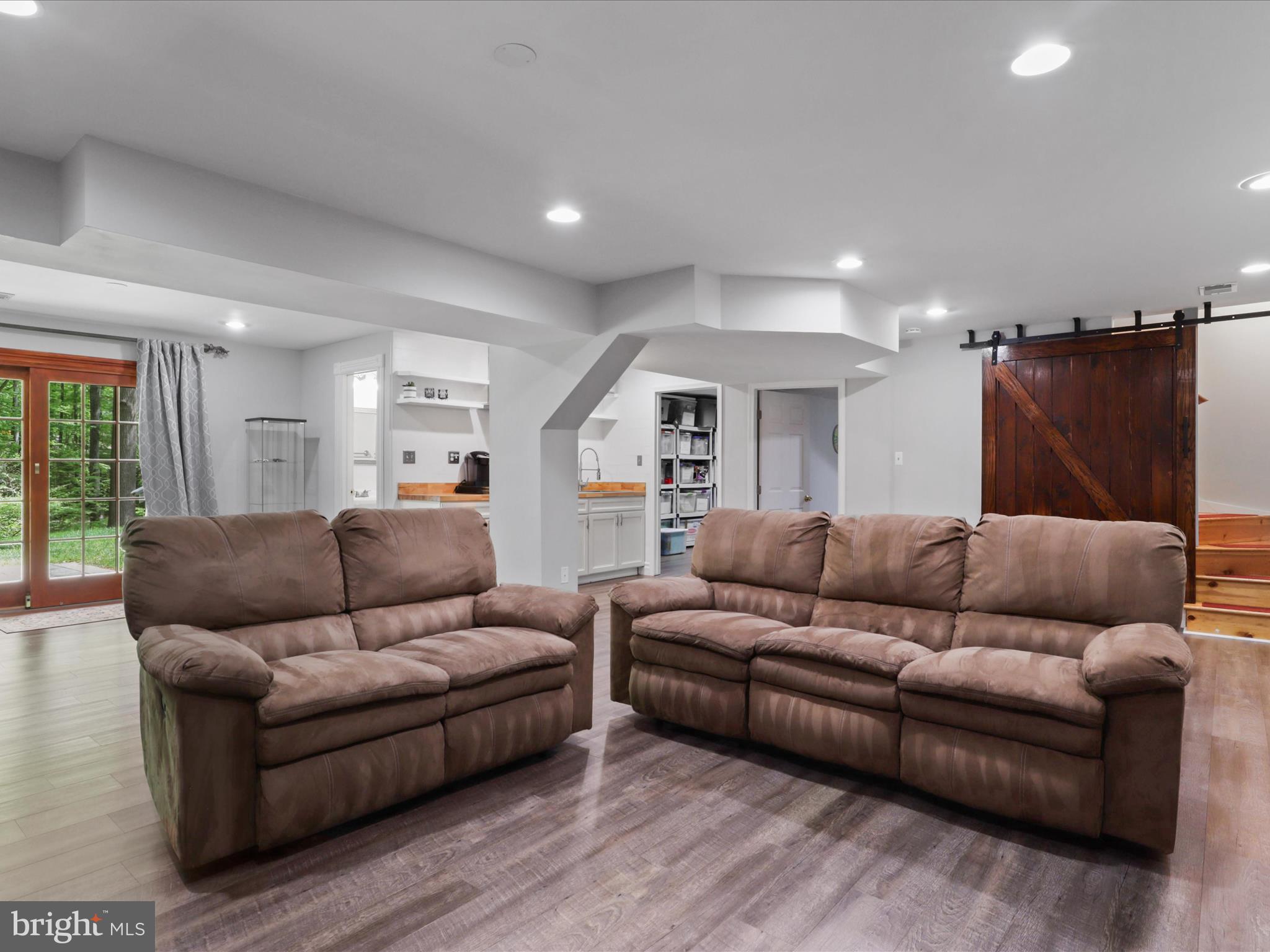 LAKE FAIRFAX ESTATES - Residential