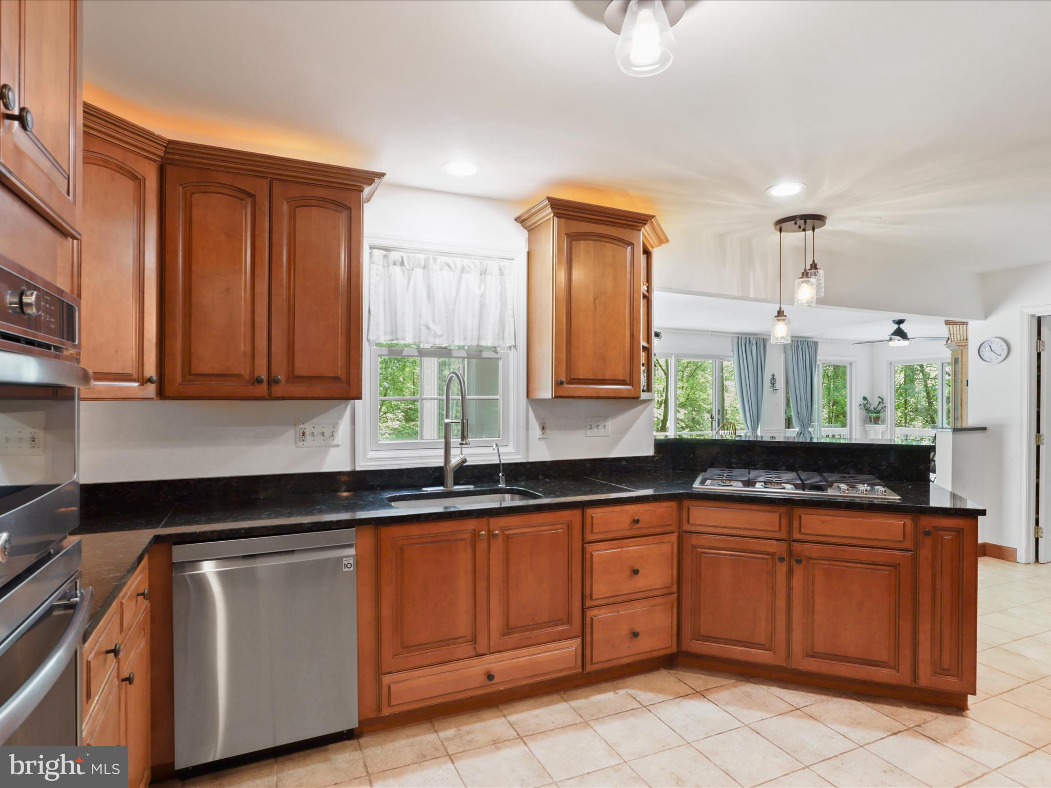 LAKE FAIRFAX ESTATES - Residential