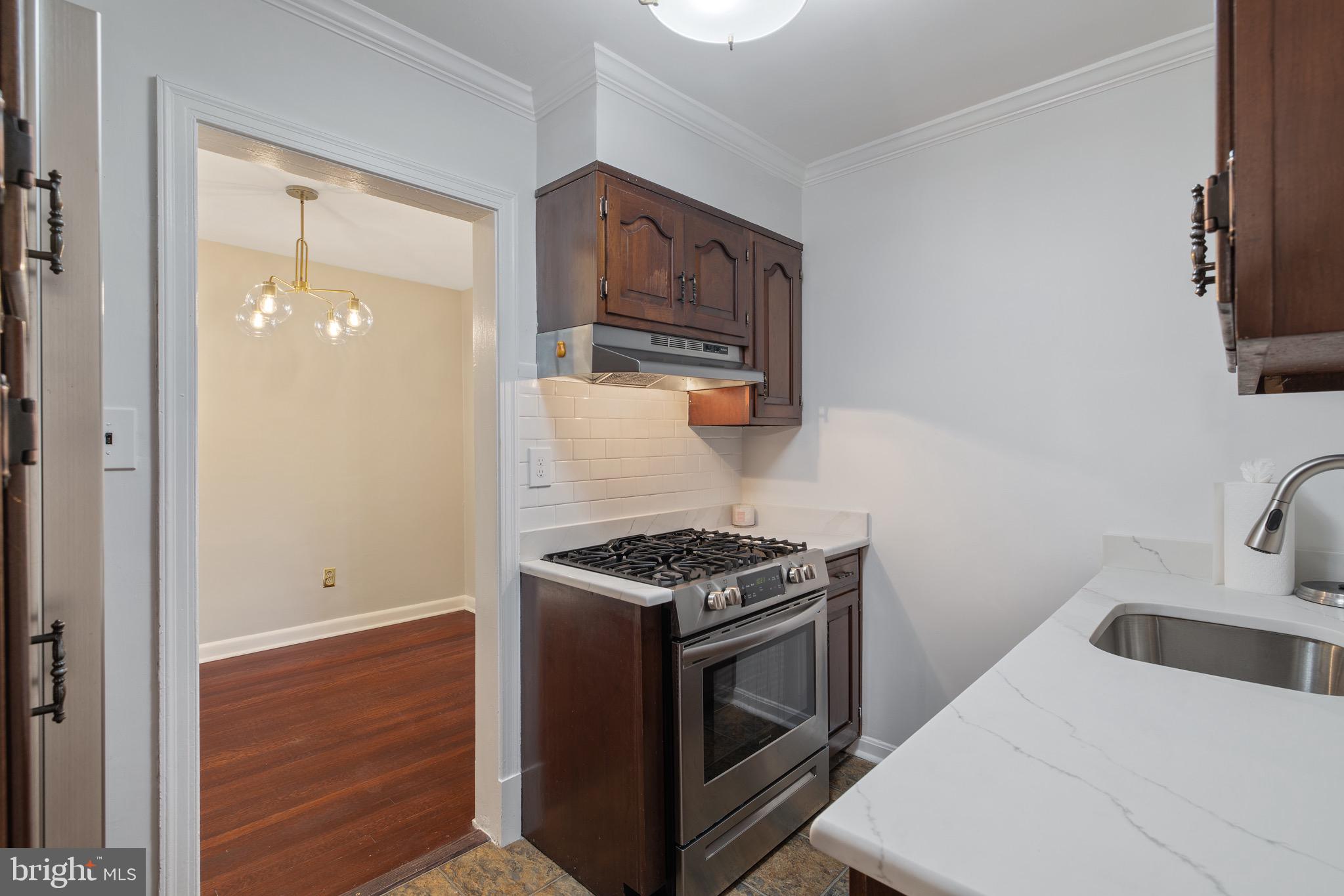 TAKOMA - Residential