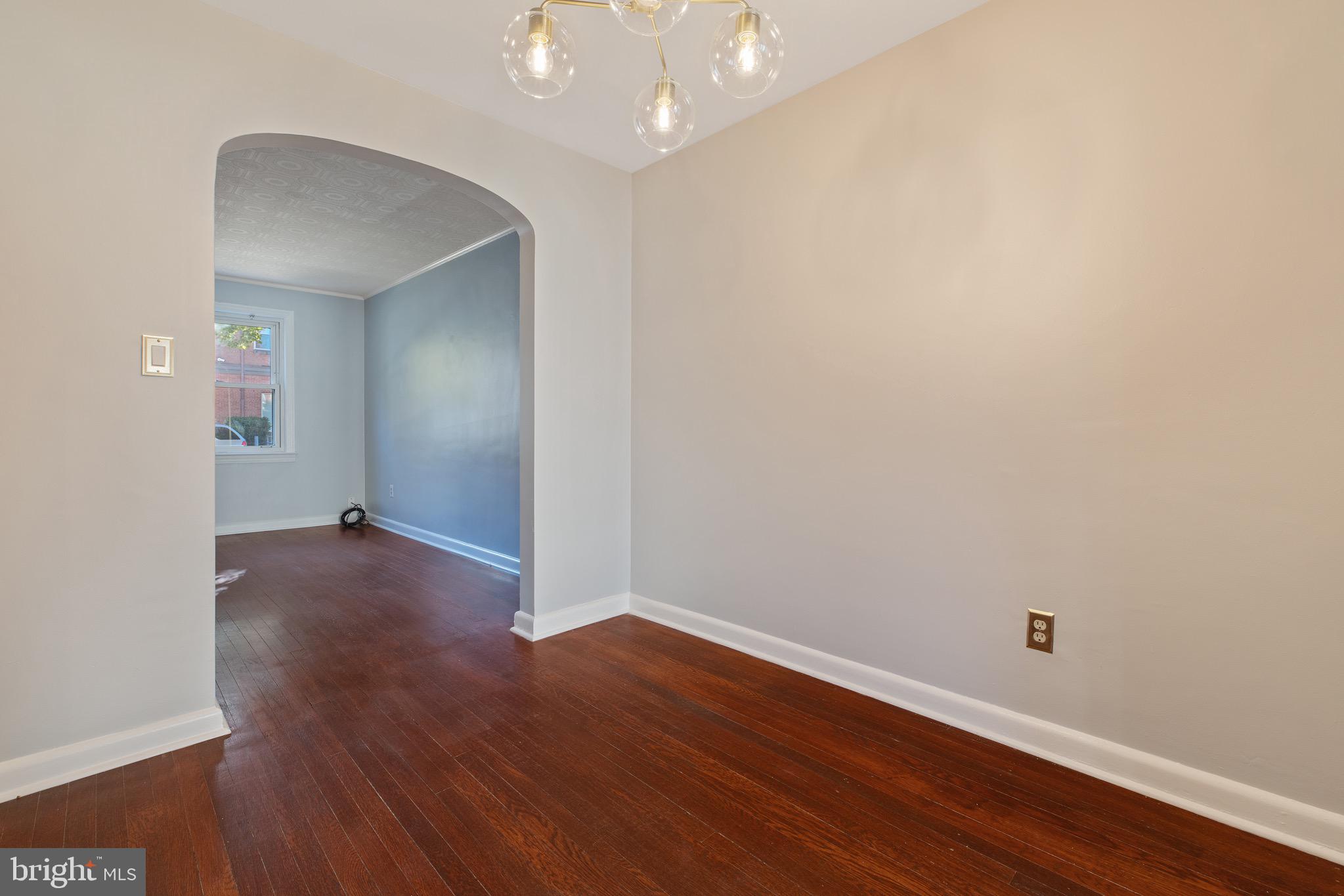 TAKOMA - Residential