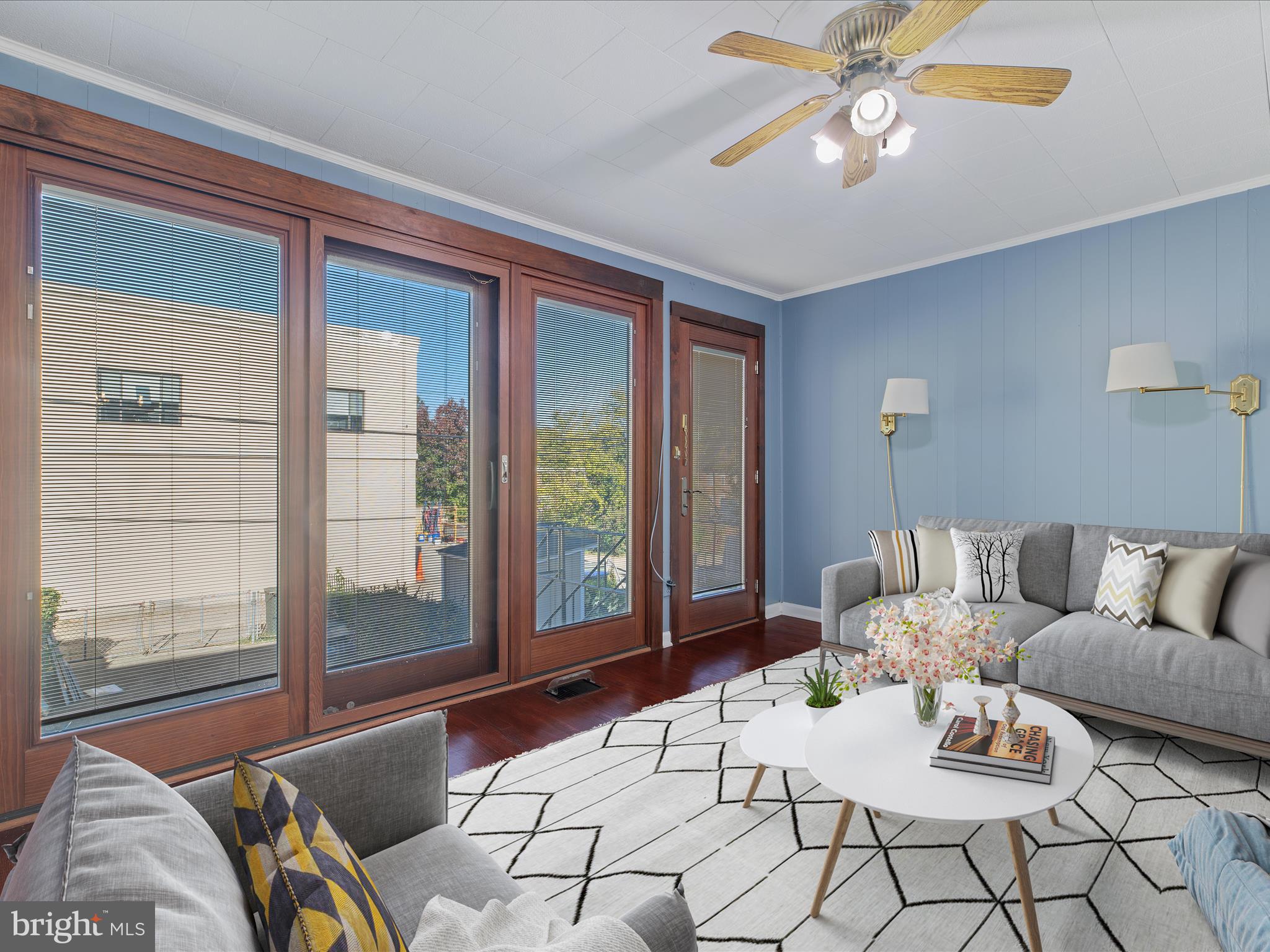 TAKOMA - Residential