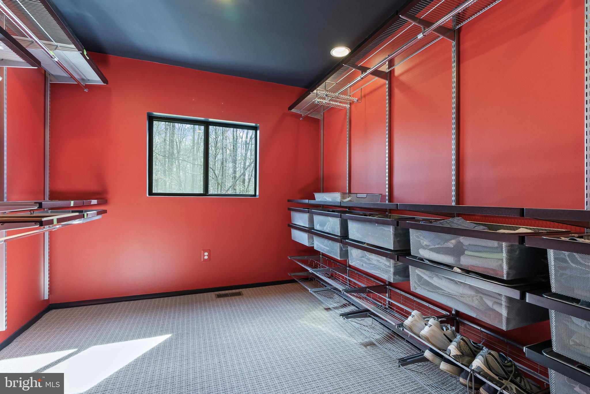 WALKER WOODS FARM - Residential