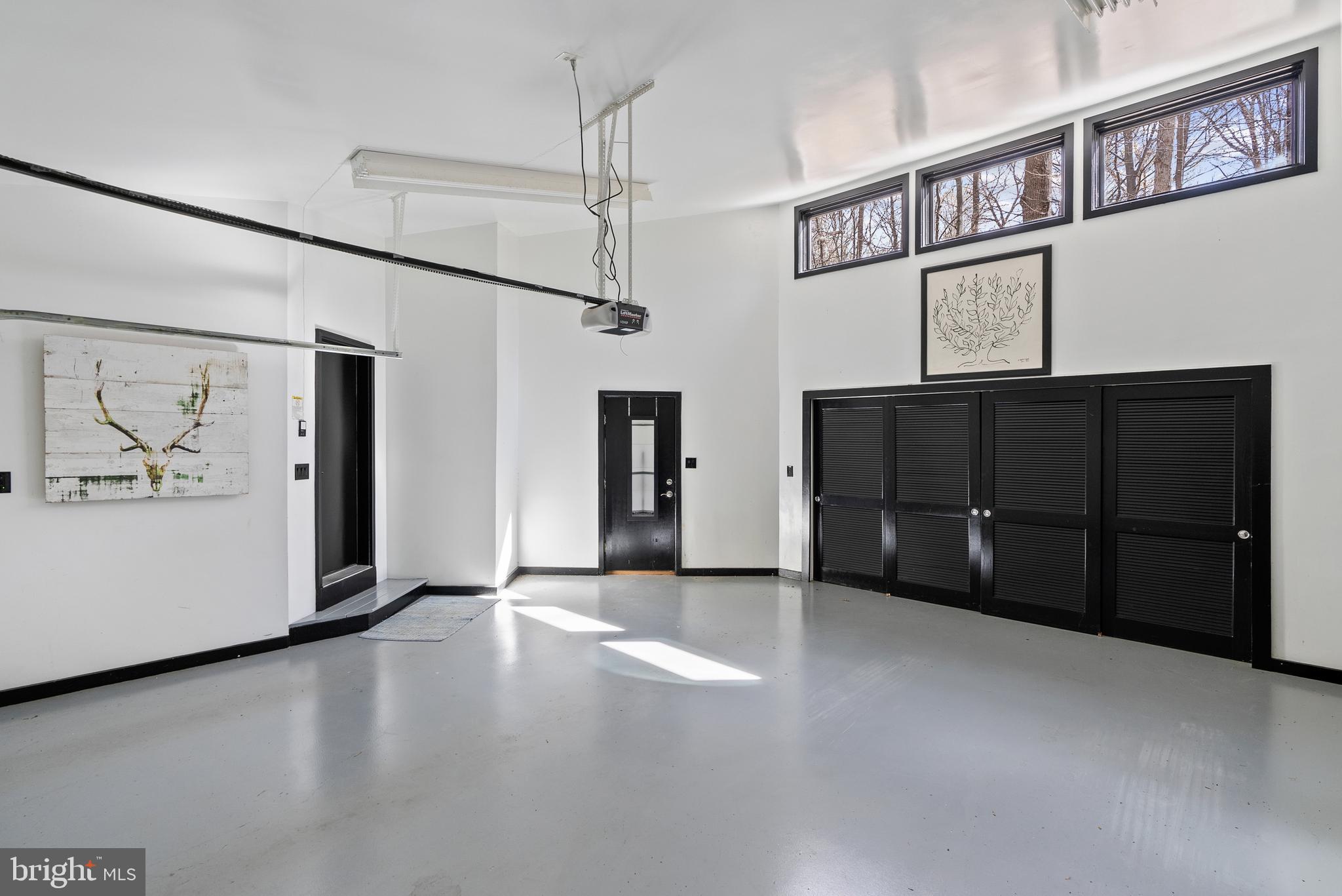 WALKER WOODS FARM - Residential