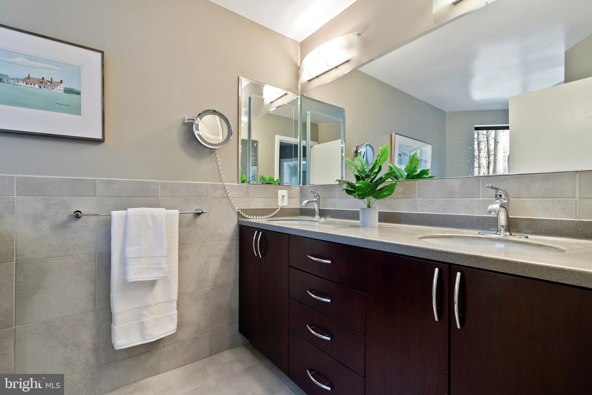 WALKER WOODS FARM - Residential