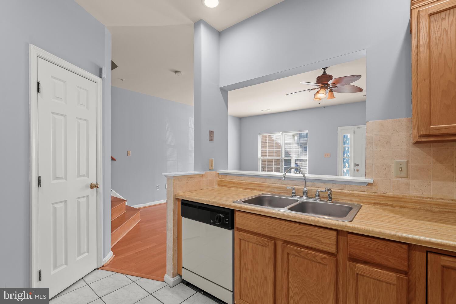 ENCLAVE AT SEVEN OAKS - Residential Lease