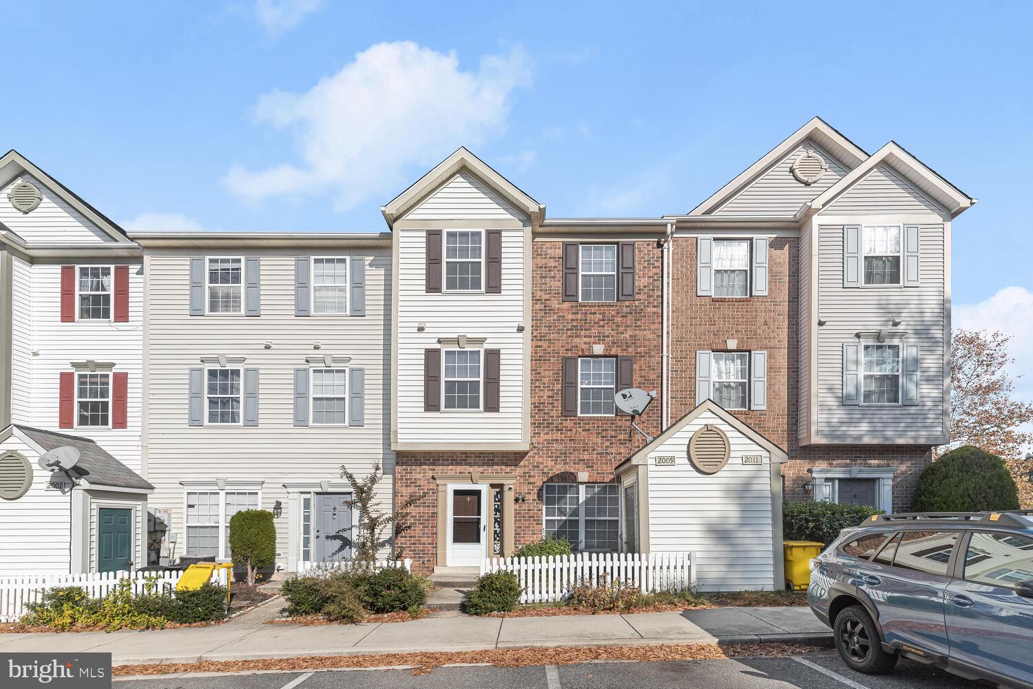 ENCLAVE AT SEVEN OAKS - Residential Lease