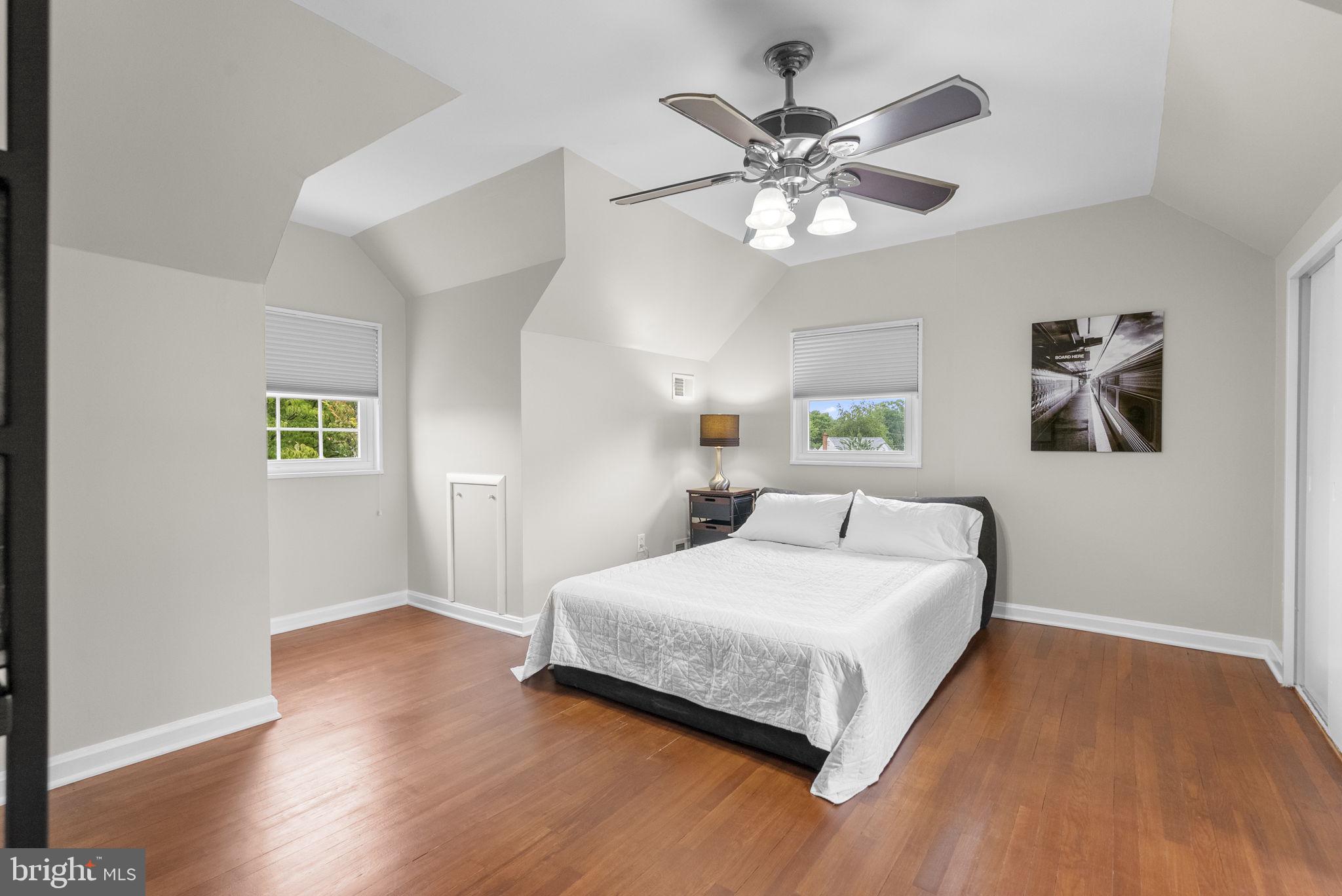 WHEATON WOODS - Residential