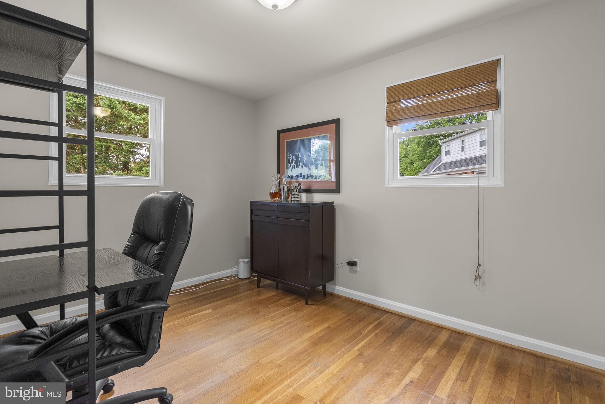 WHEATON WOODS - Residential