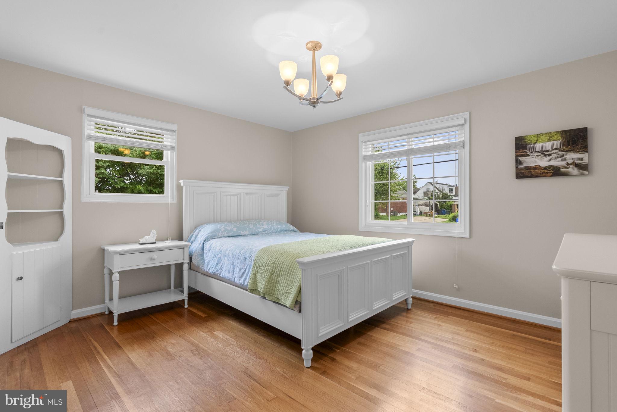 WHEATON WOODS - Residential
