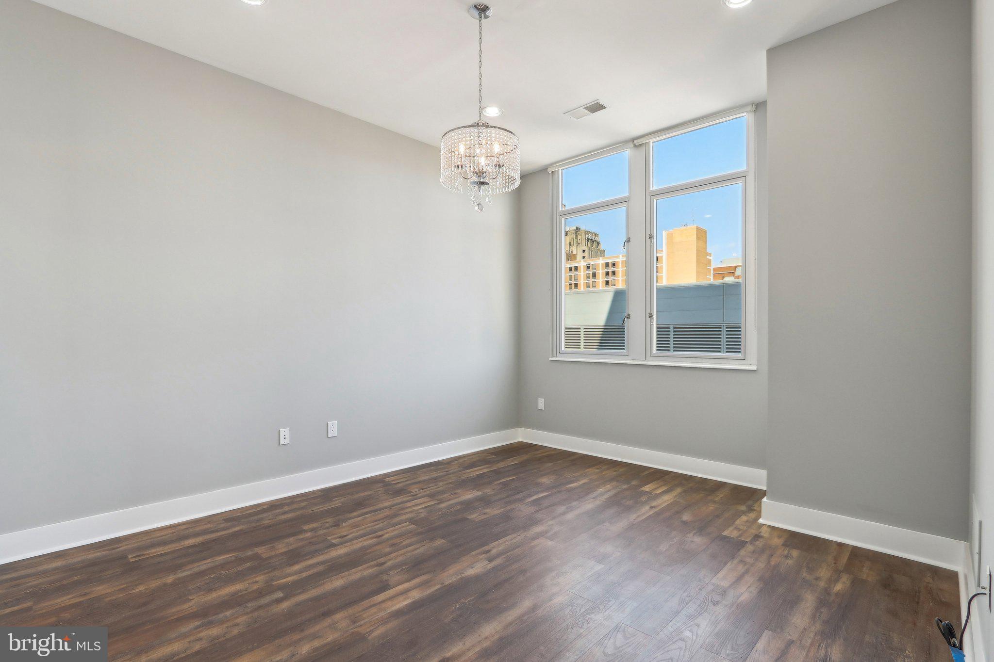 WASHINGTON SQ WEST - Residential