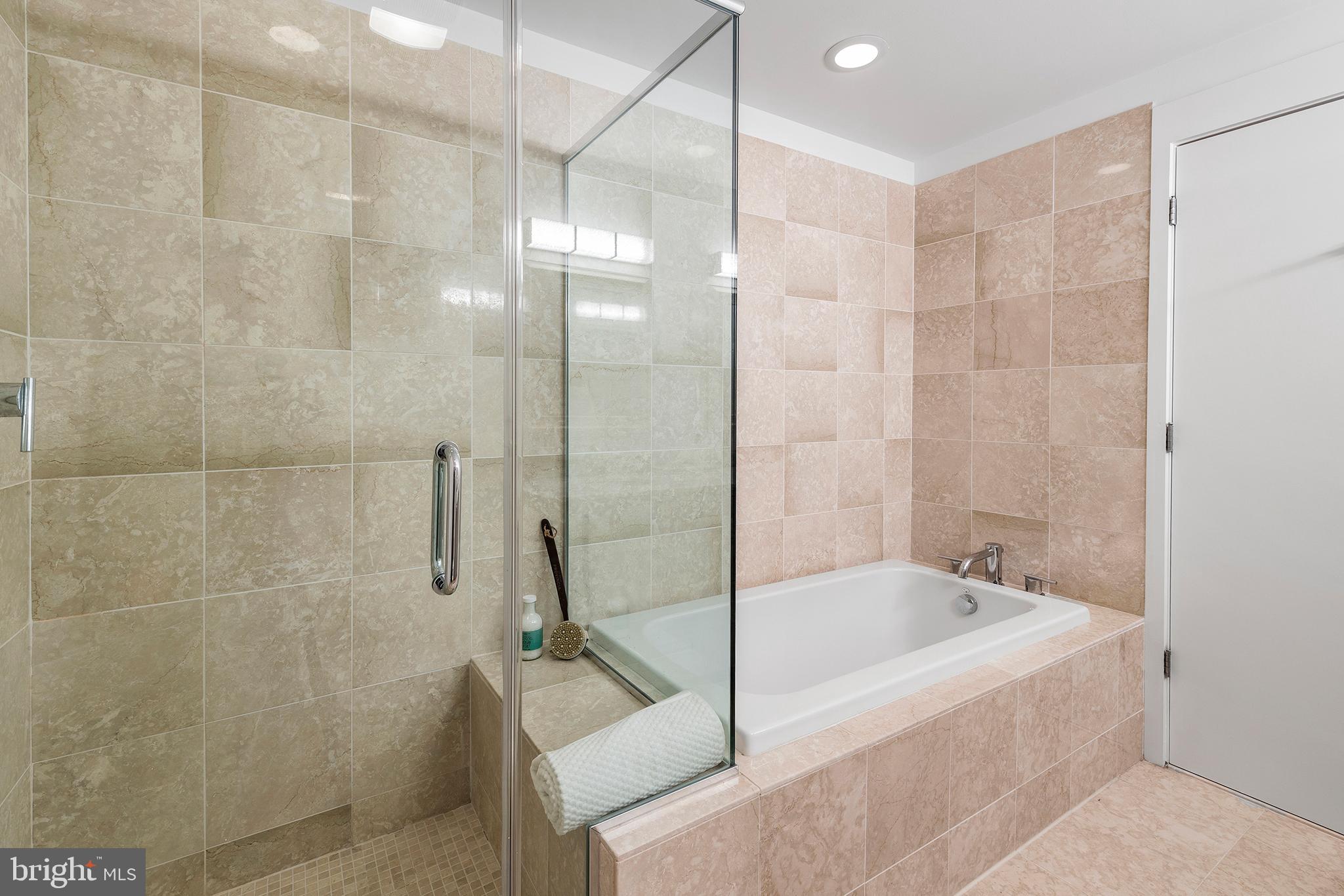 WASHINGTON SQ WEST - Residential