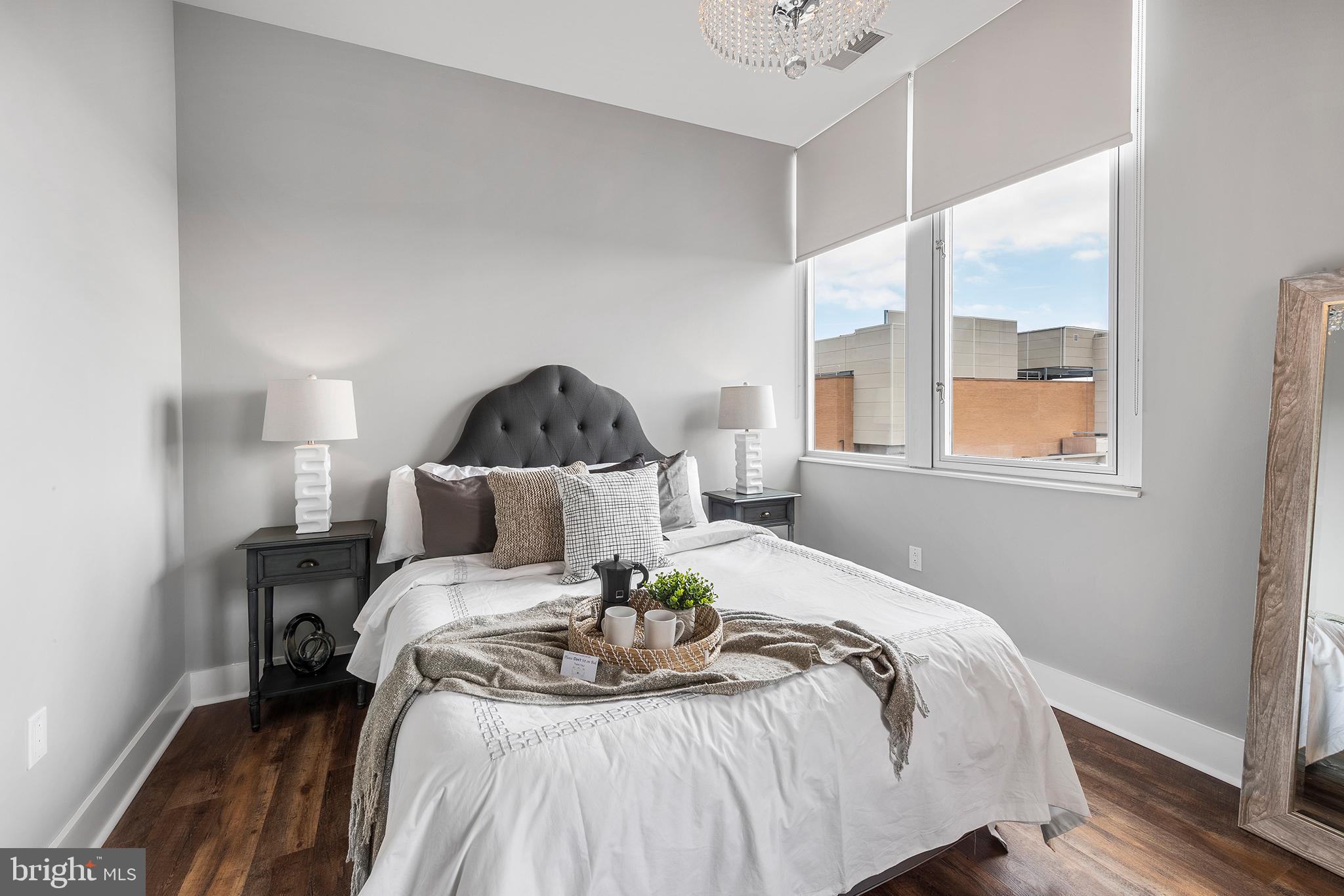 WASHINGTON SQ WEST - Residential