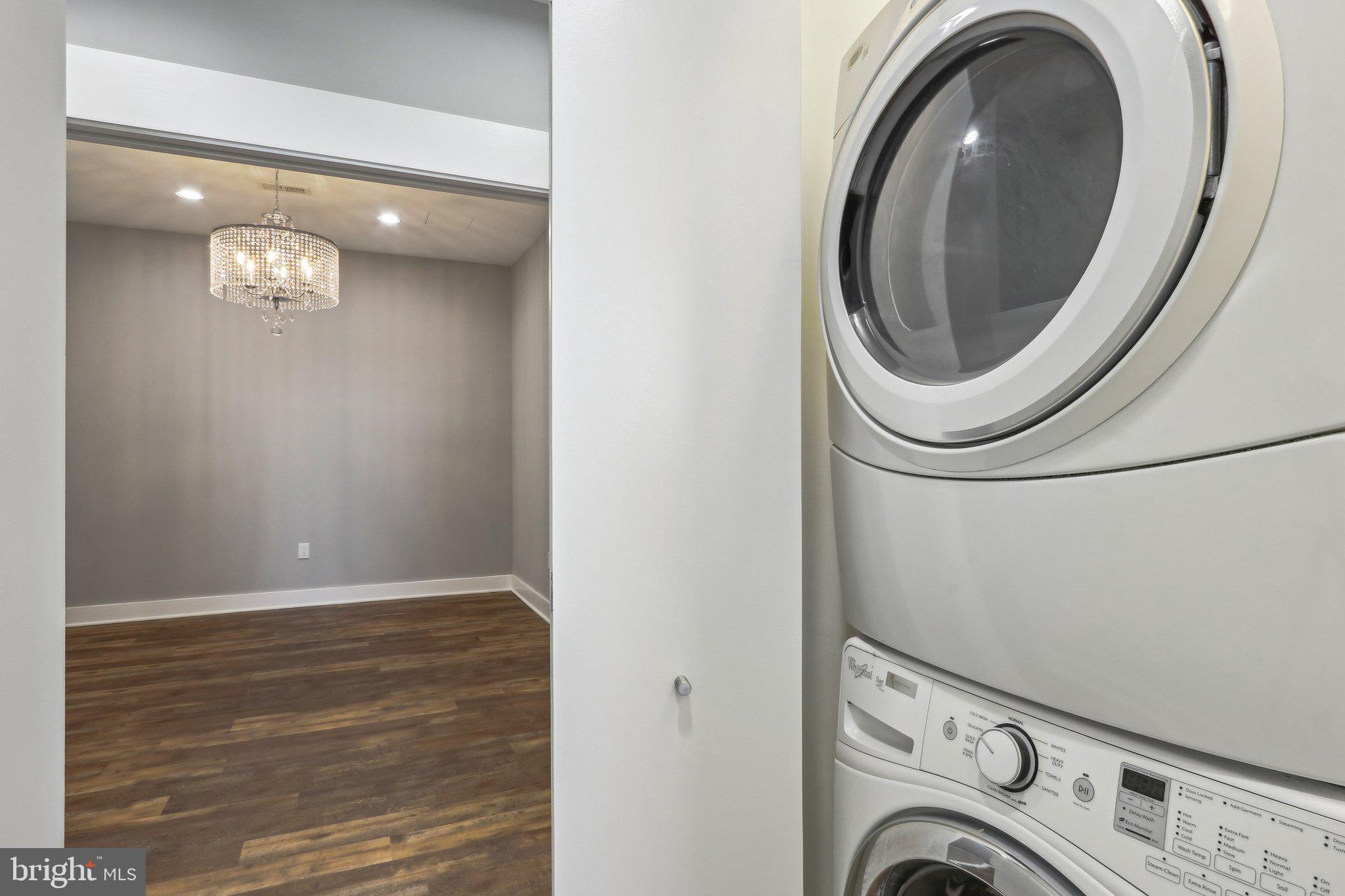 WASHINGTON SQ WEST - Residential