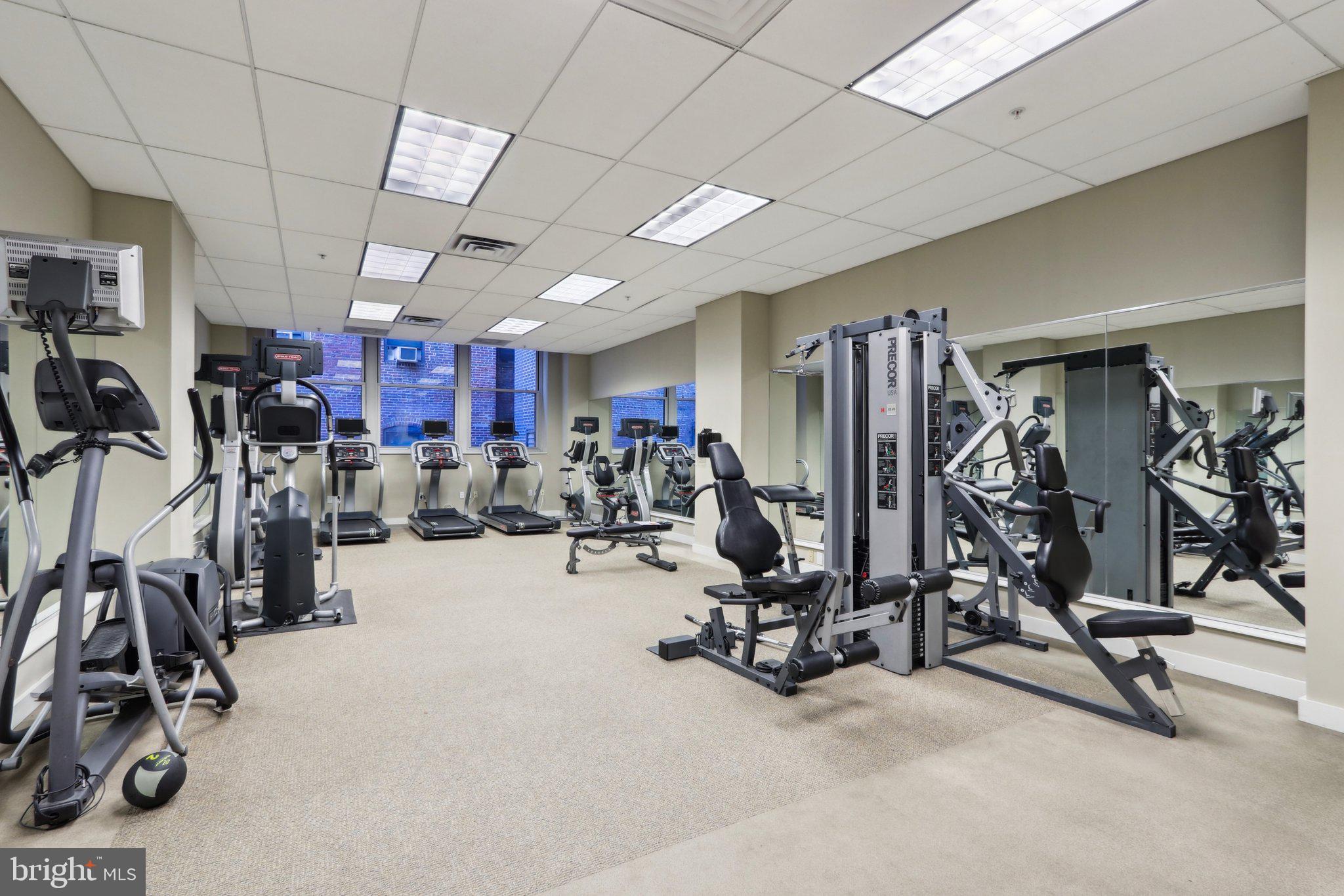 WASHINGTON SQ WEST - Residential