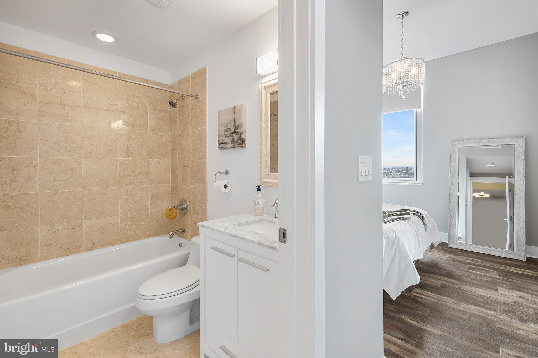 WASHINGTON SQ WEST - Residential