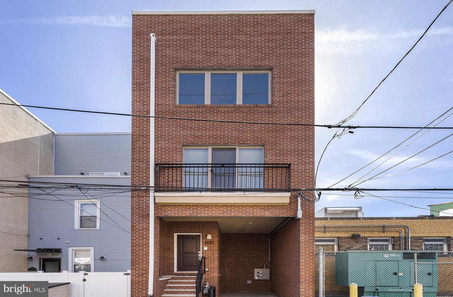 FISHTOWN - Residential Lease
