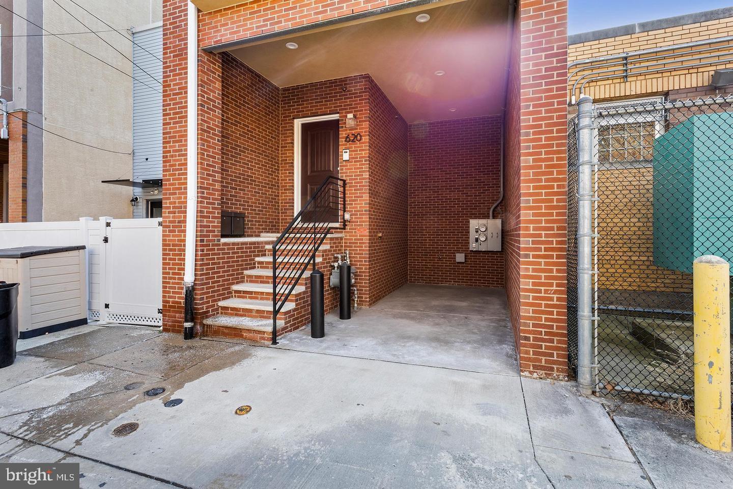 FISHTOWN - Residential Lease