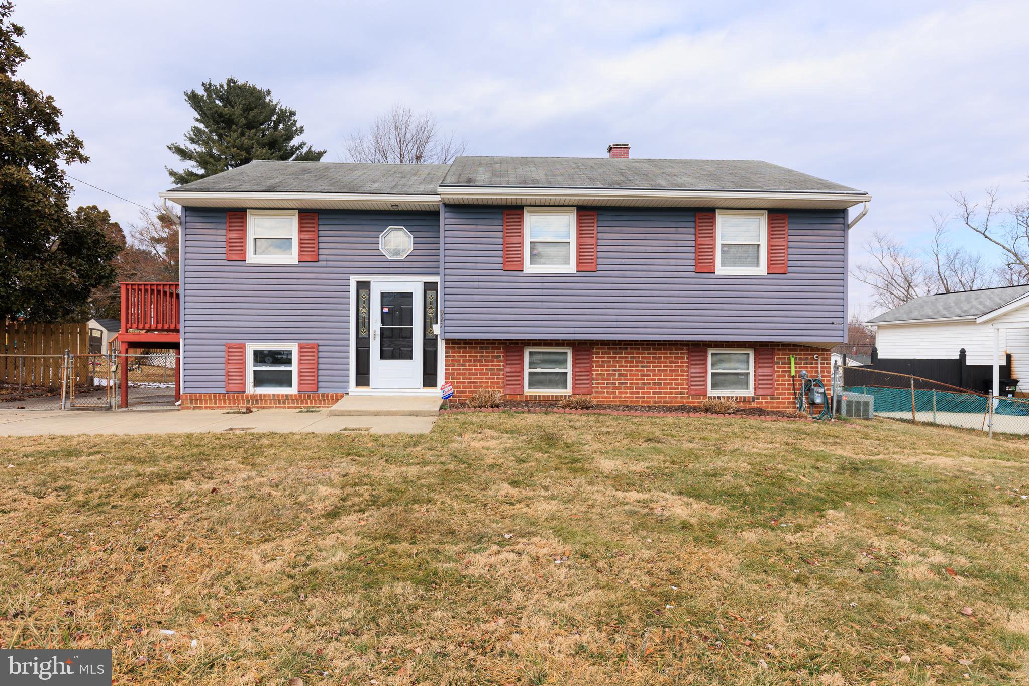 SUBURBIA - Residential