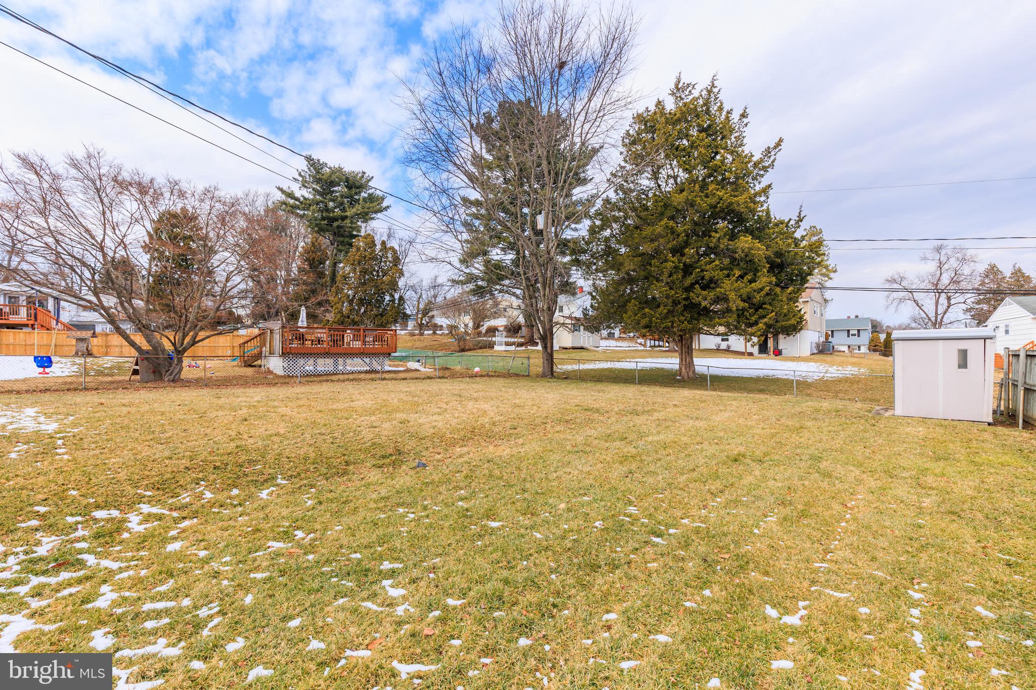 SUBURBIA - Residential