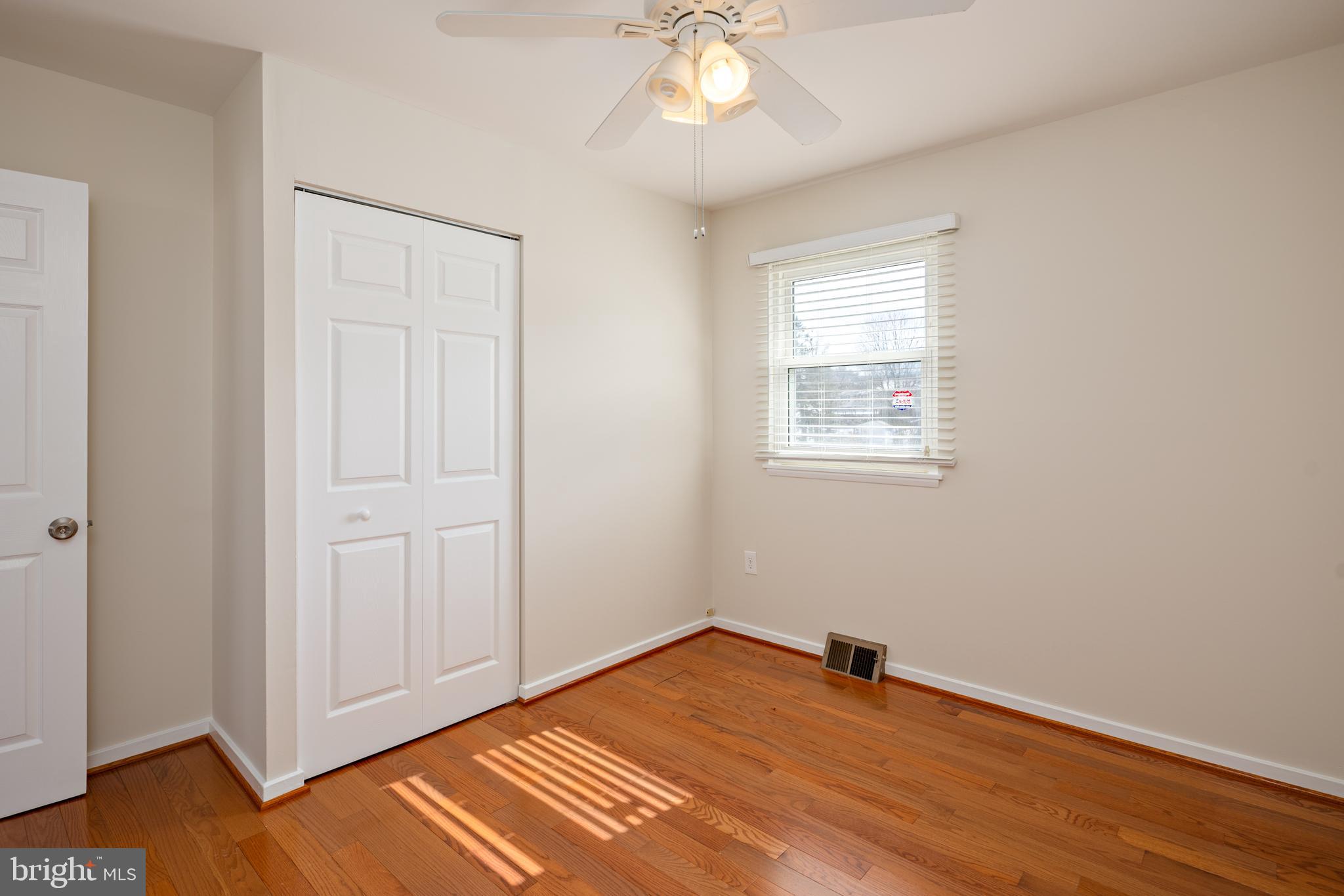 SUBURBIA - Residential