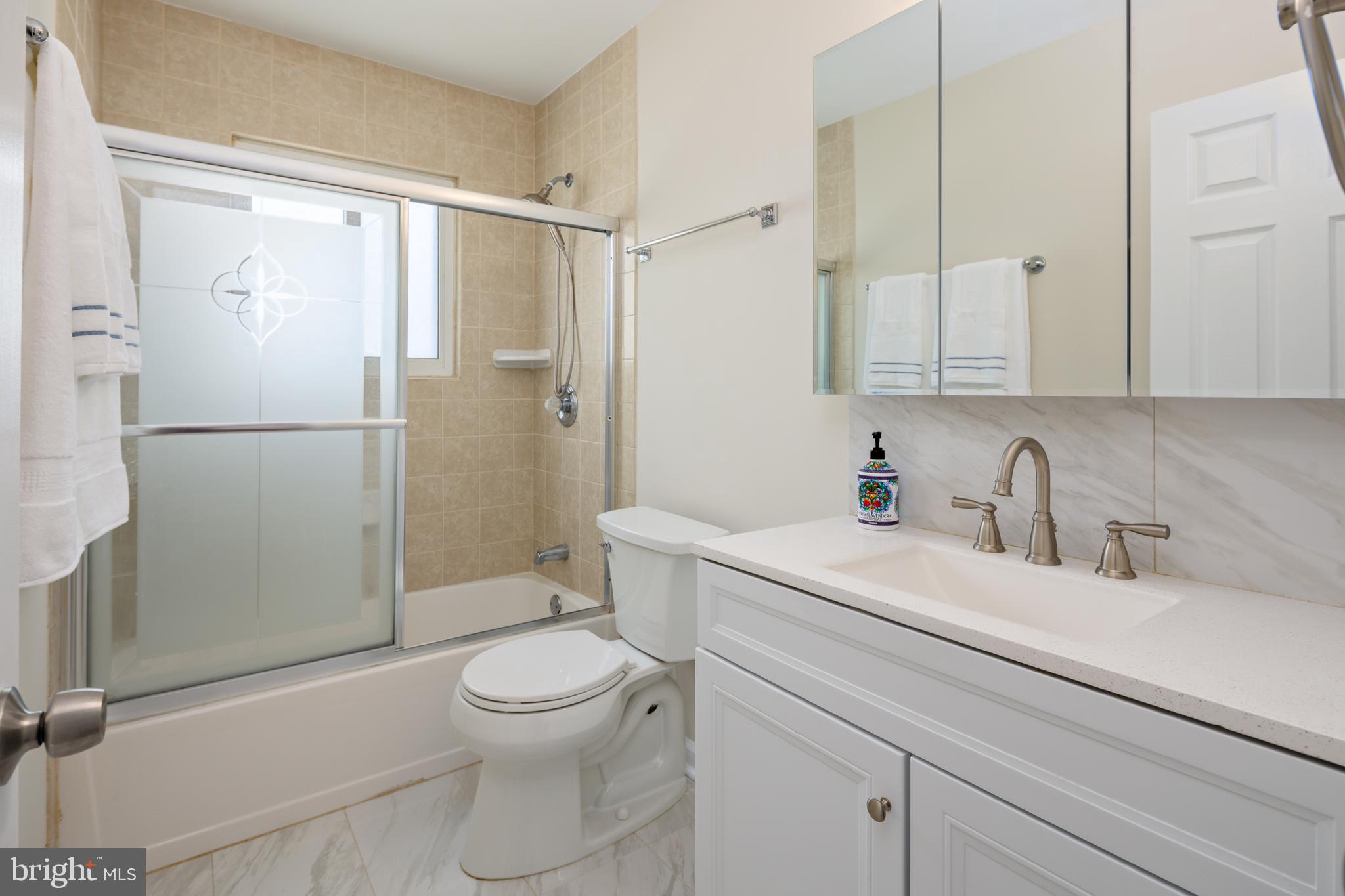 SUBURBIA - Residential