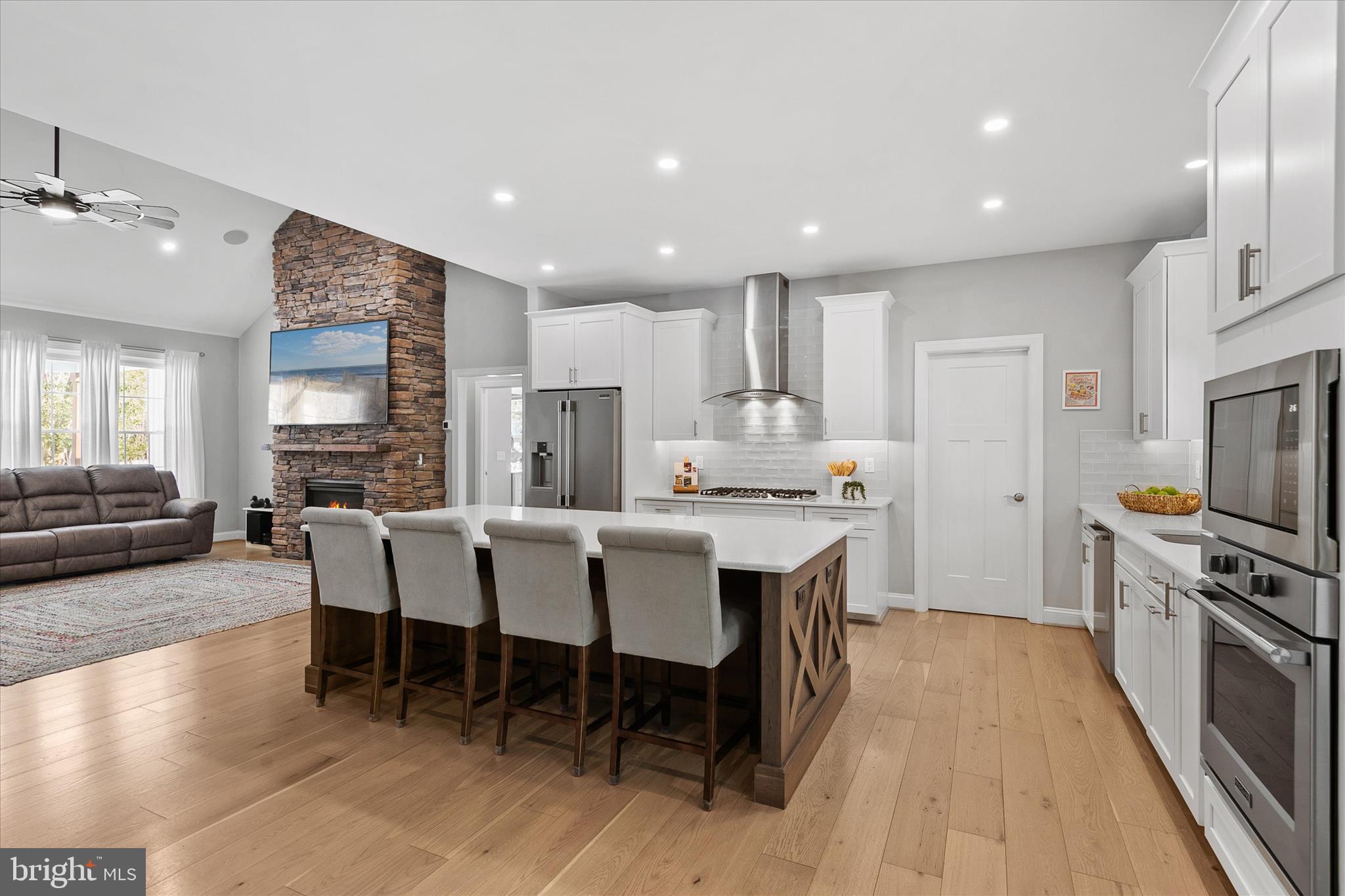 BURTON ACRES - Residential