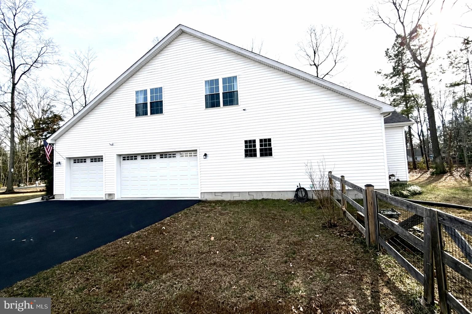 BURTON ACRES - Residential