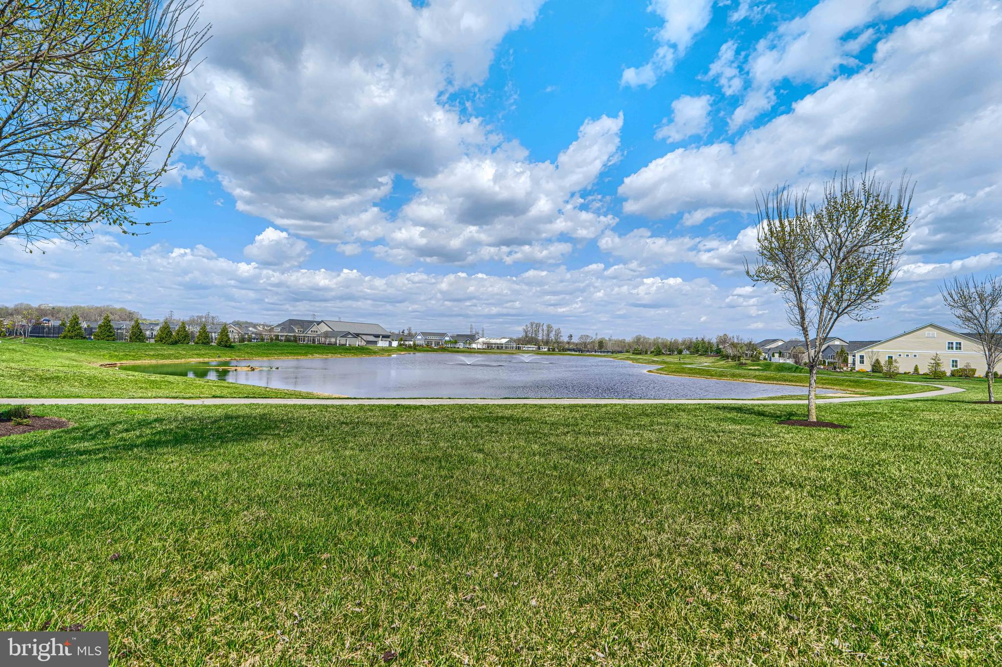 TWO RIVERS - Residential