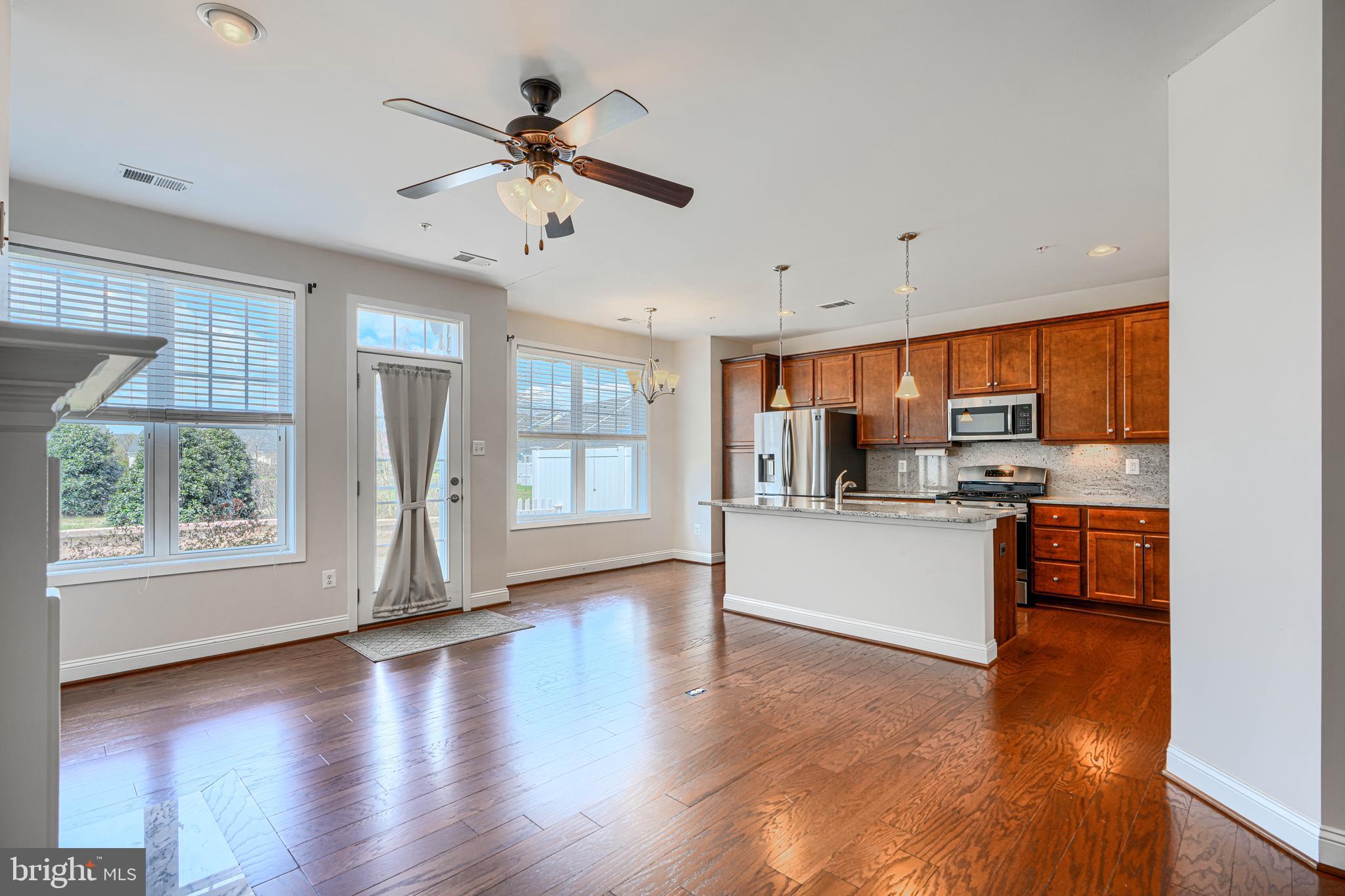 TWO RIVERS - Residential