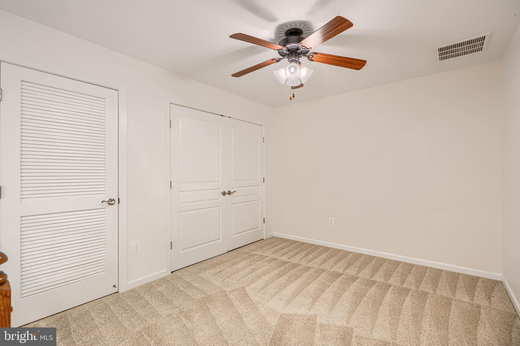 TWO RIVERS - Residential