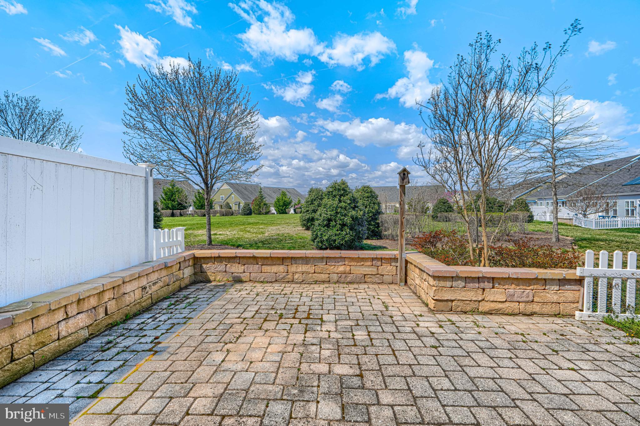 TWO RIVERS - Residential