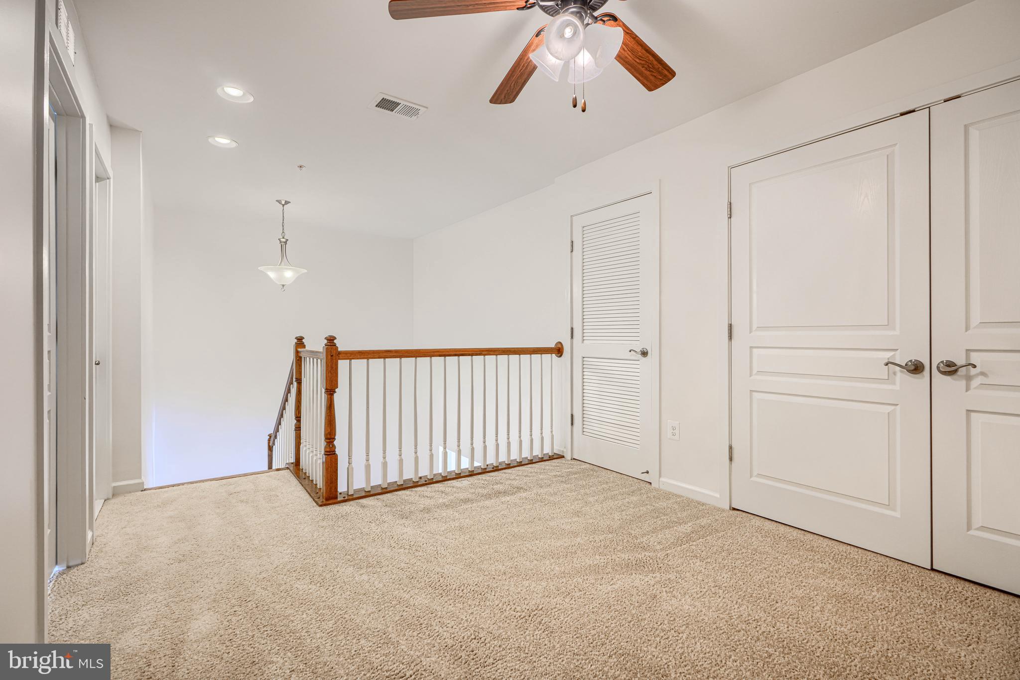 TWO RIVERS - Residential