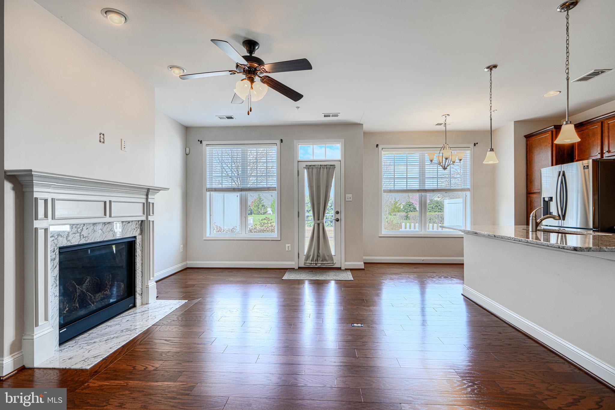 TWO RIVERS - Residential