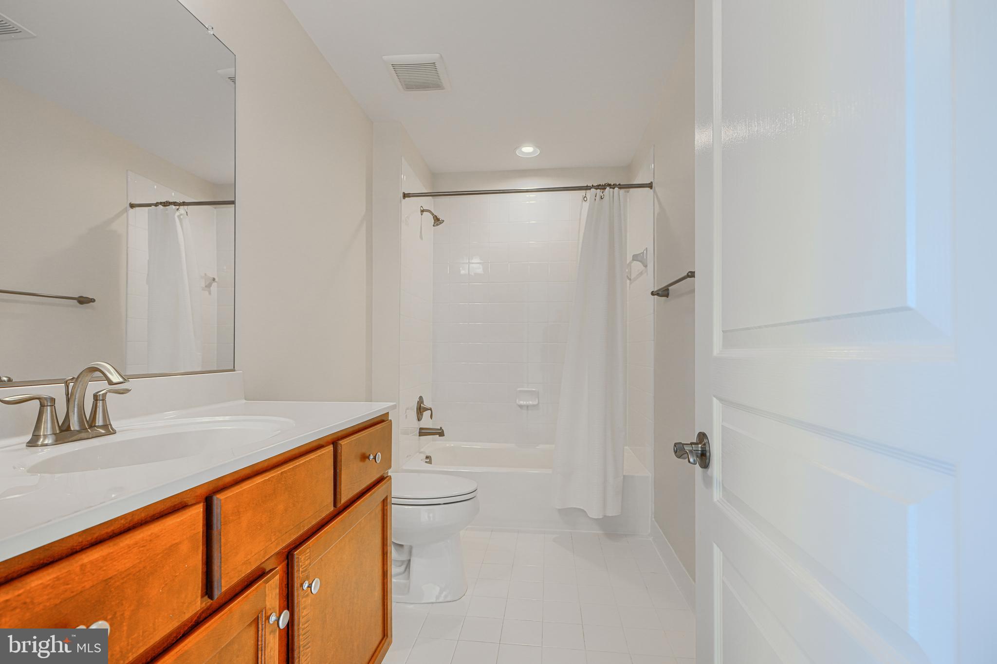 TWO RIVERS - Residential