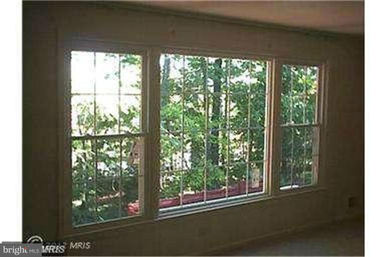 GREENWICH HILL - Residential Lease